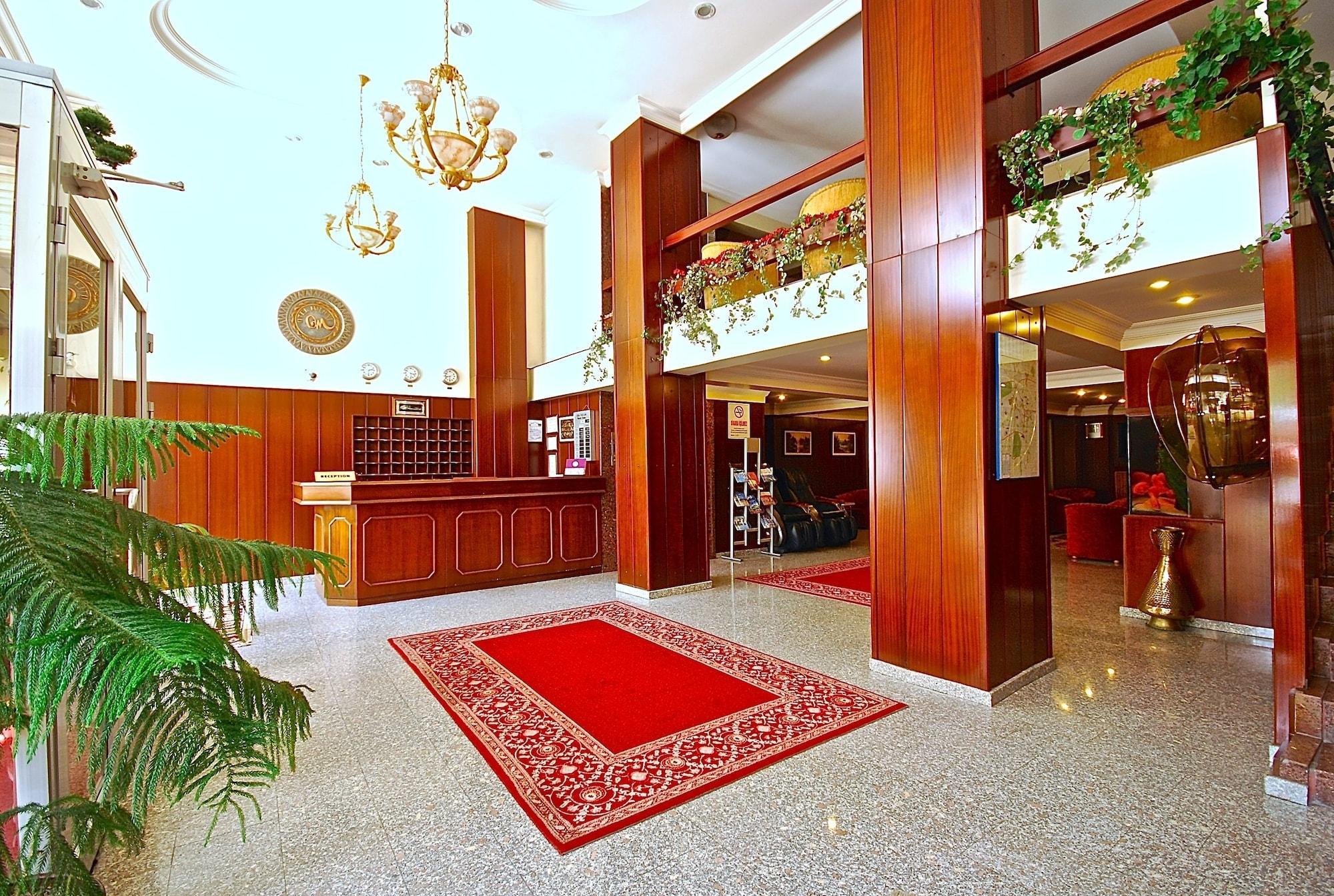 Vista Lobby Hotel Mithat