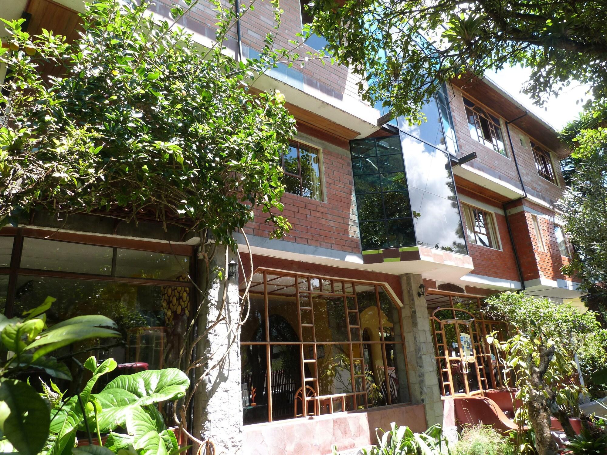 Varios Isla de Baños Hosteria y Spa