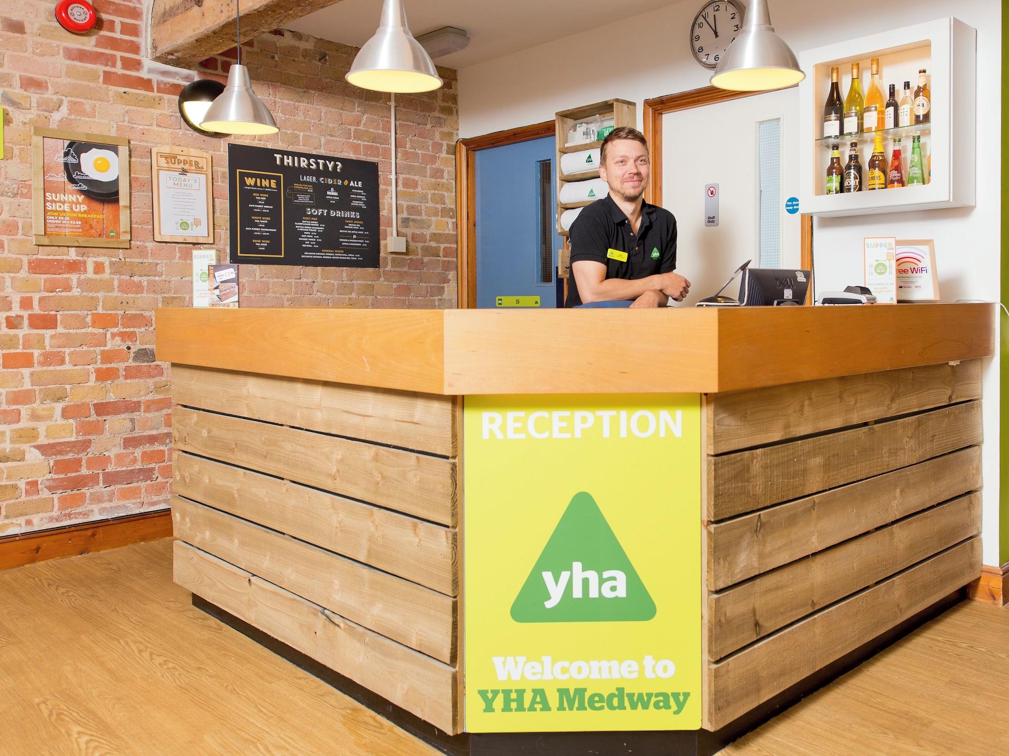 Vista Lobby YHA Medway - Hostel