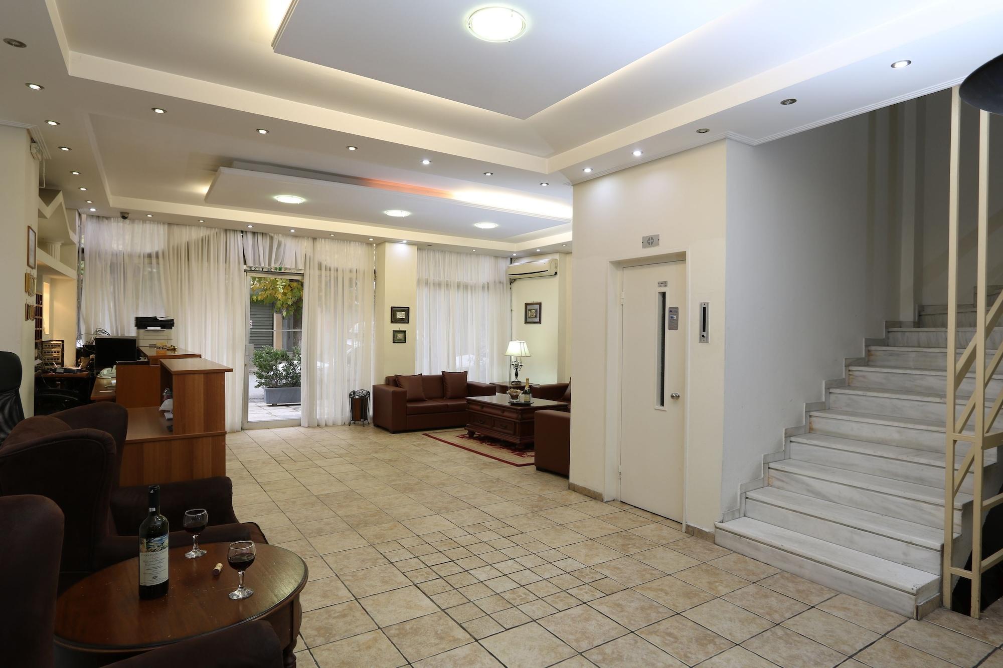 Vista Lobby Athens Delta Hotel