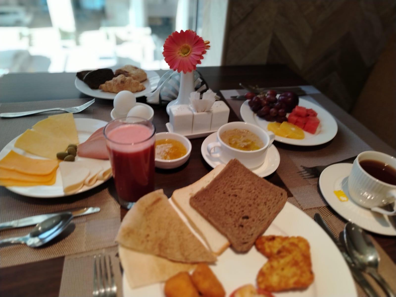 Restaurant Visit Hotel