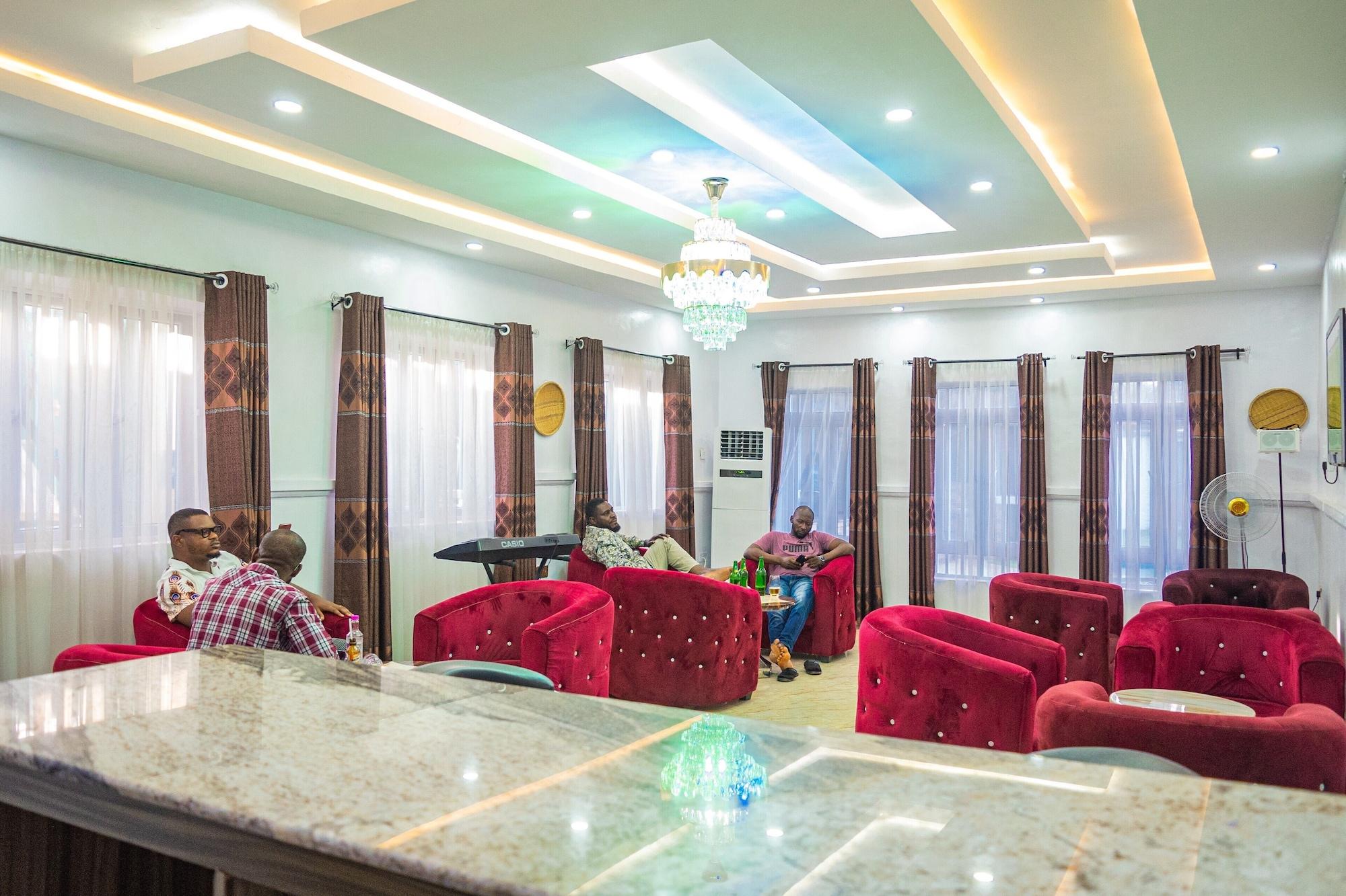 Bar/Salón Akure Airport Hotel