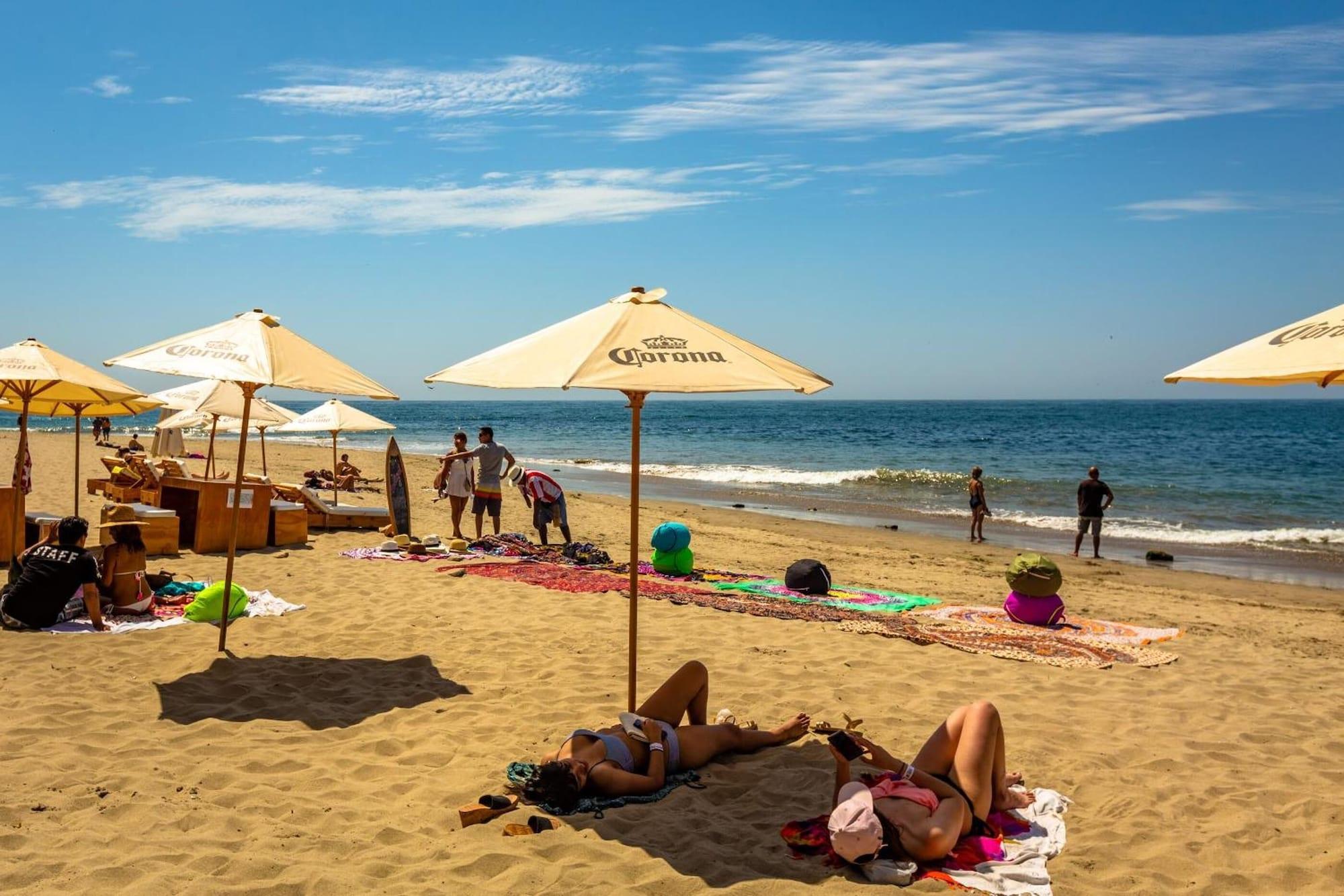 Playa Hotel Del Wawa Beach Front