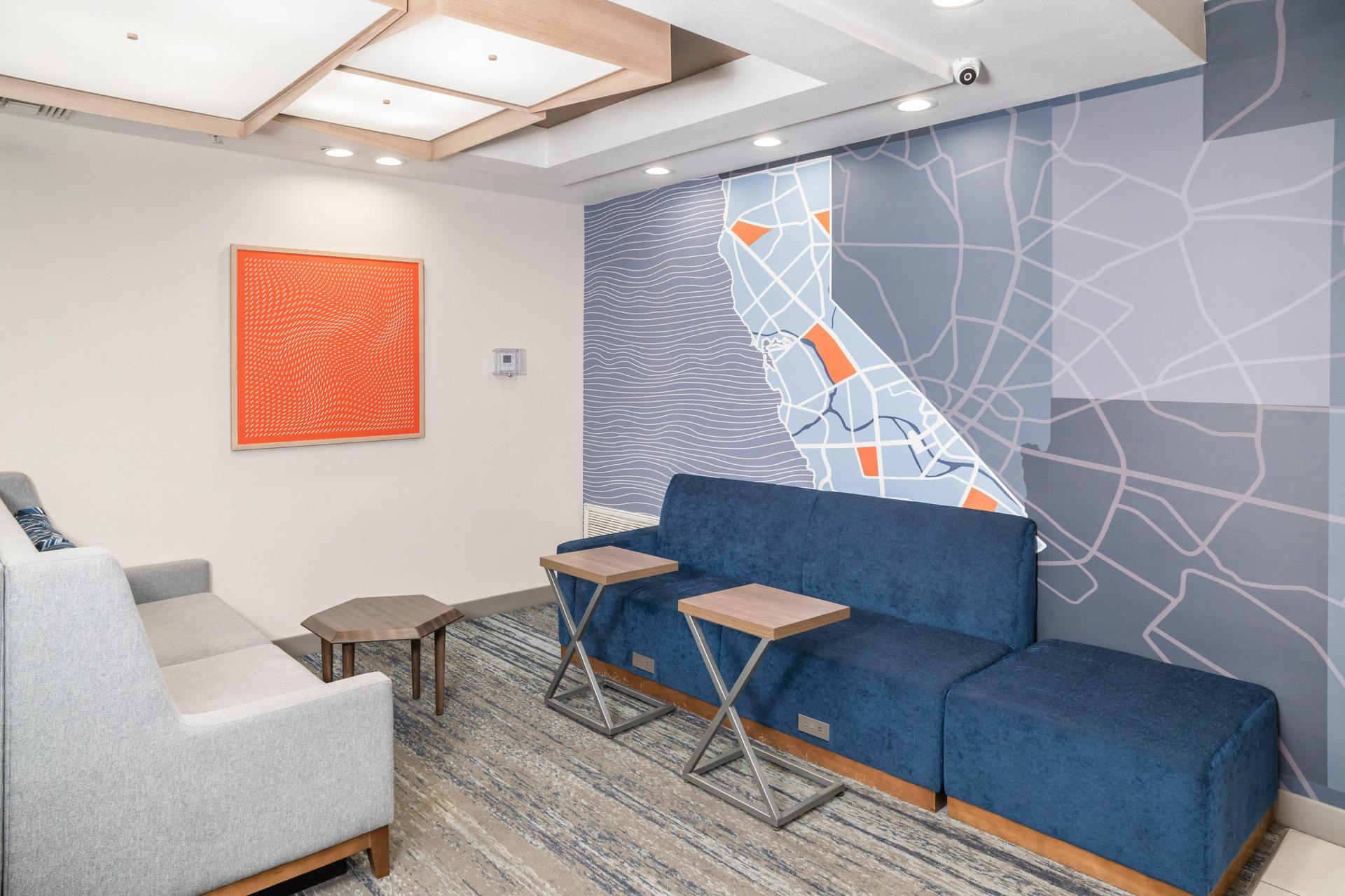 Vista Lobby Holiday Inn Express Hotel & Suites San Diego Otay Mesa by IHG