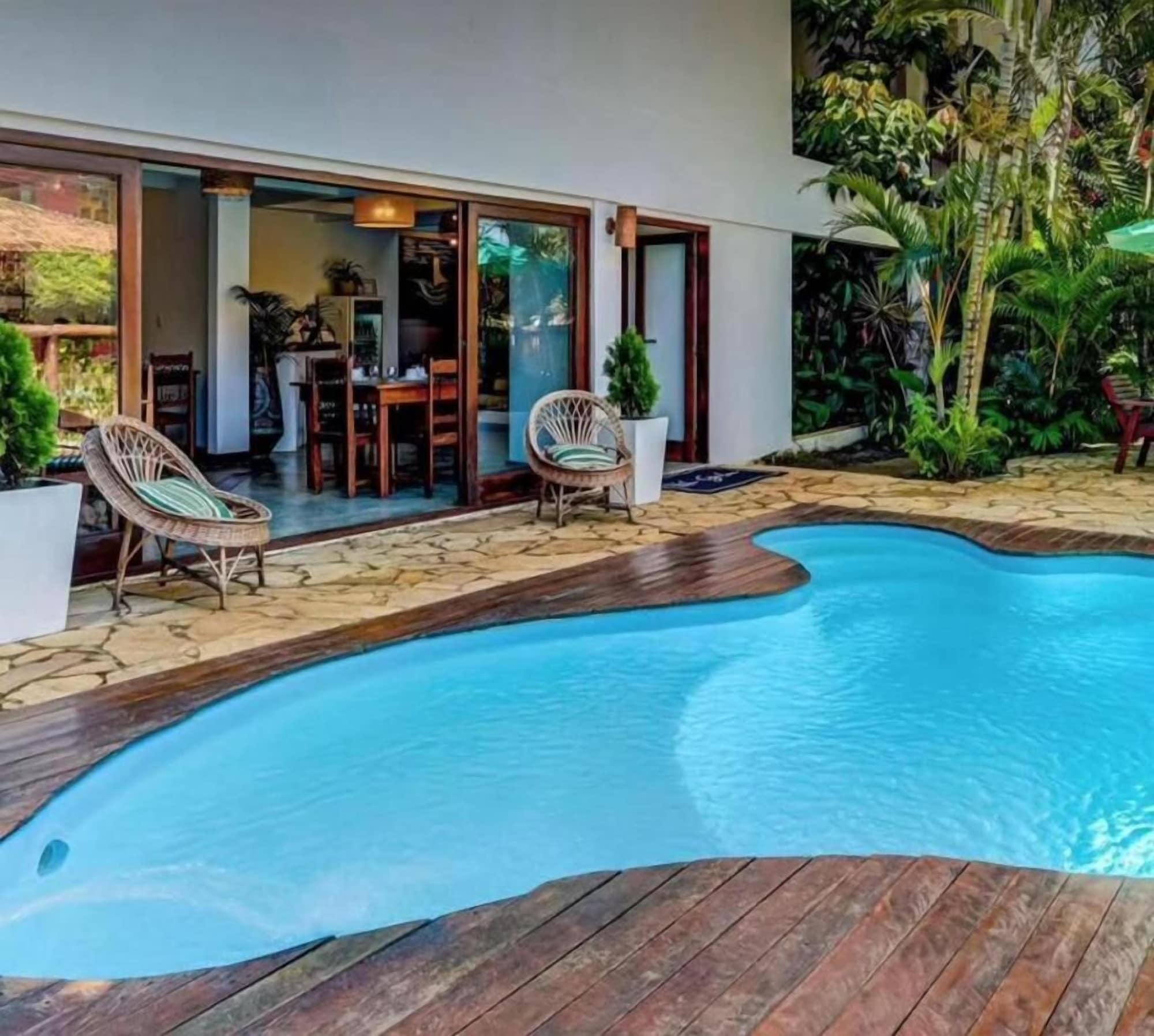 Vista Piscina Pousada Casa de Inaê