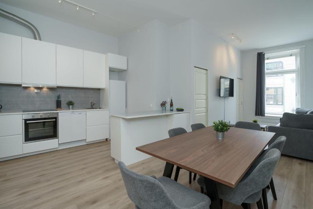 Restaurant MAYA Apartments - Sentrum
