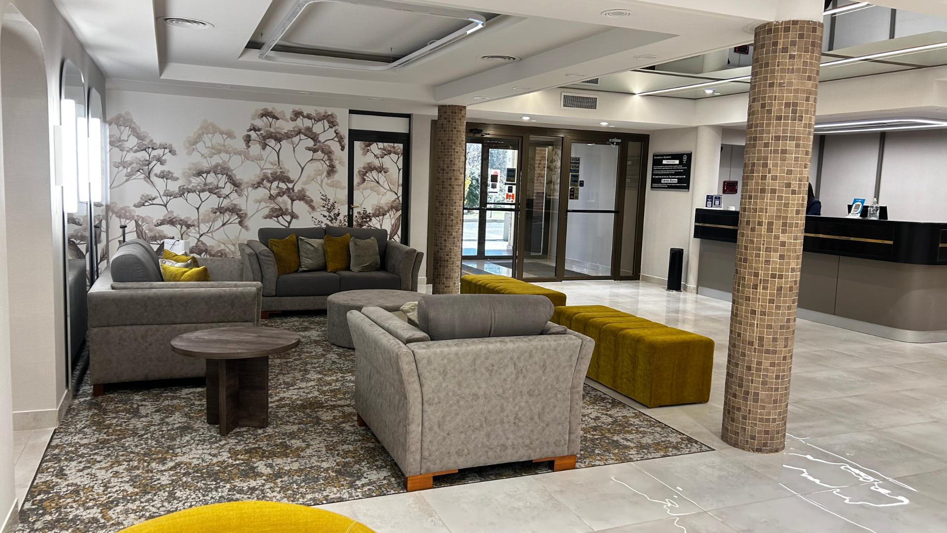 Vista Lobby Hotel Land Express Neuquén