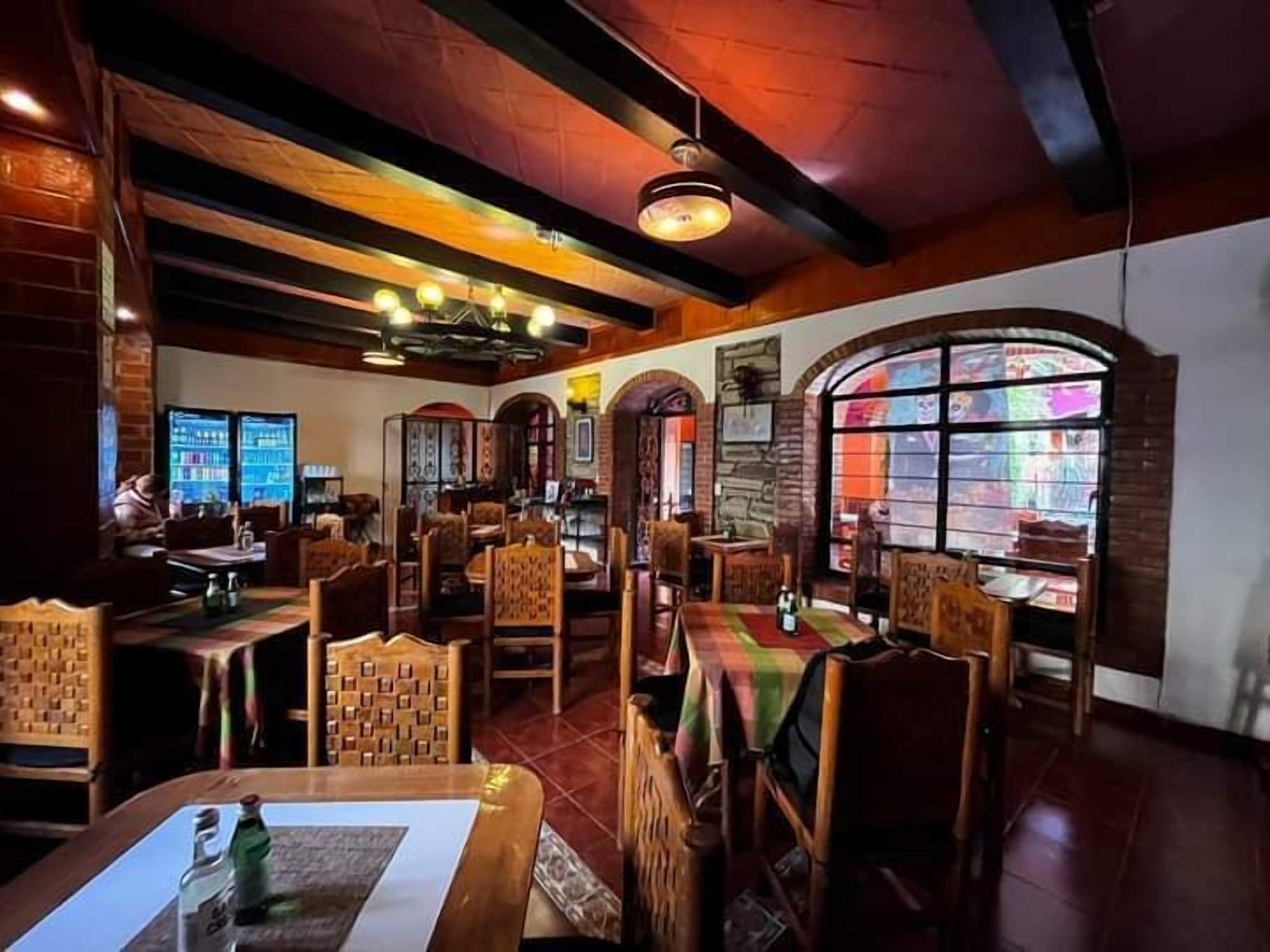 Restaurant Hotel Posada La Casona de Cortes