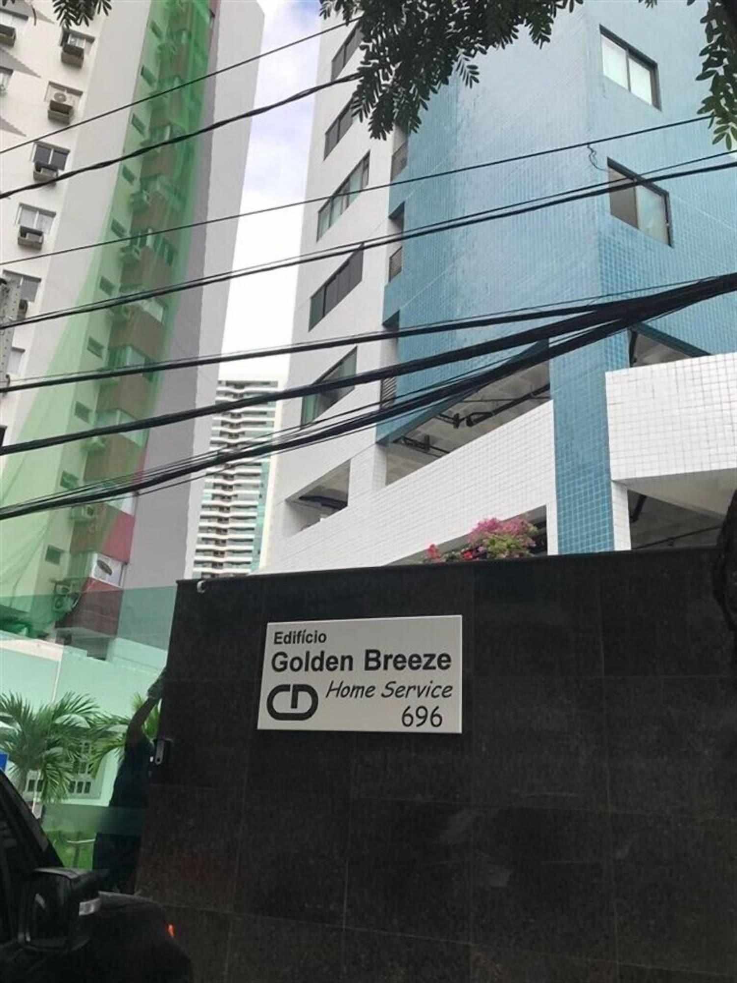 Vista Exterior Studio Golden Breeze