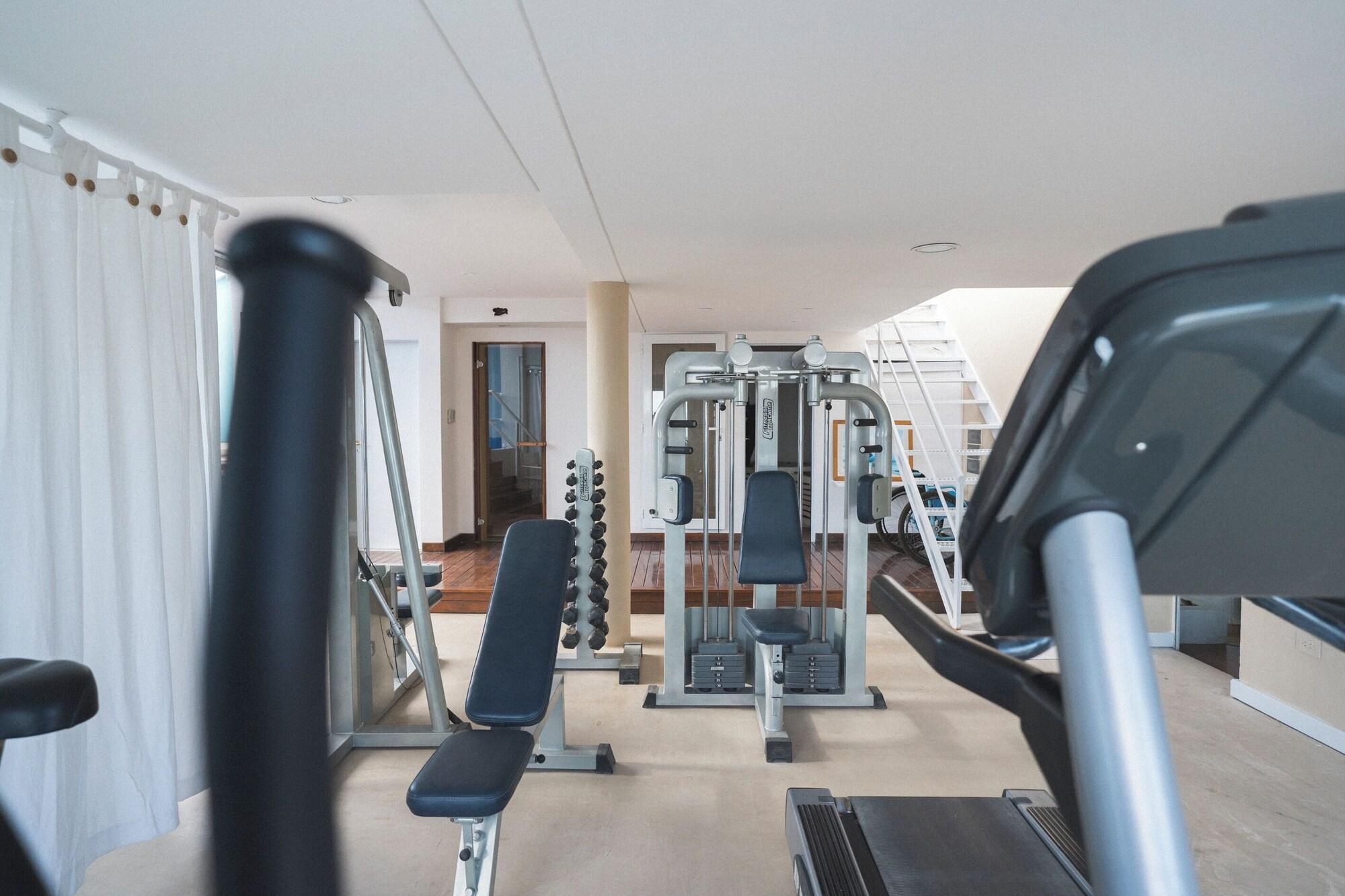 Gimnasio Rayentray las Restingas