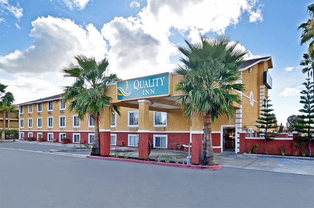 Varios Quality Inn San Diego Miramar