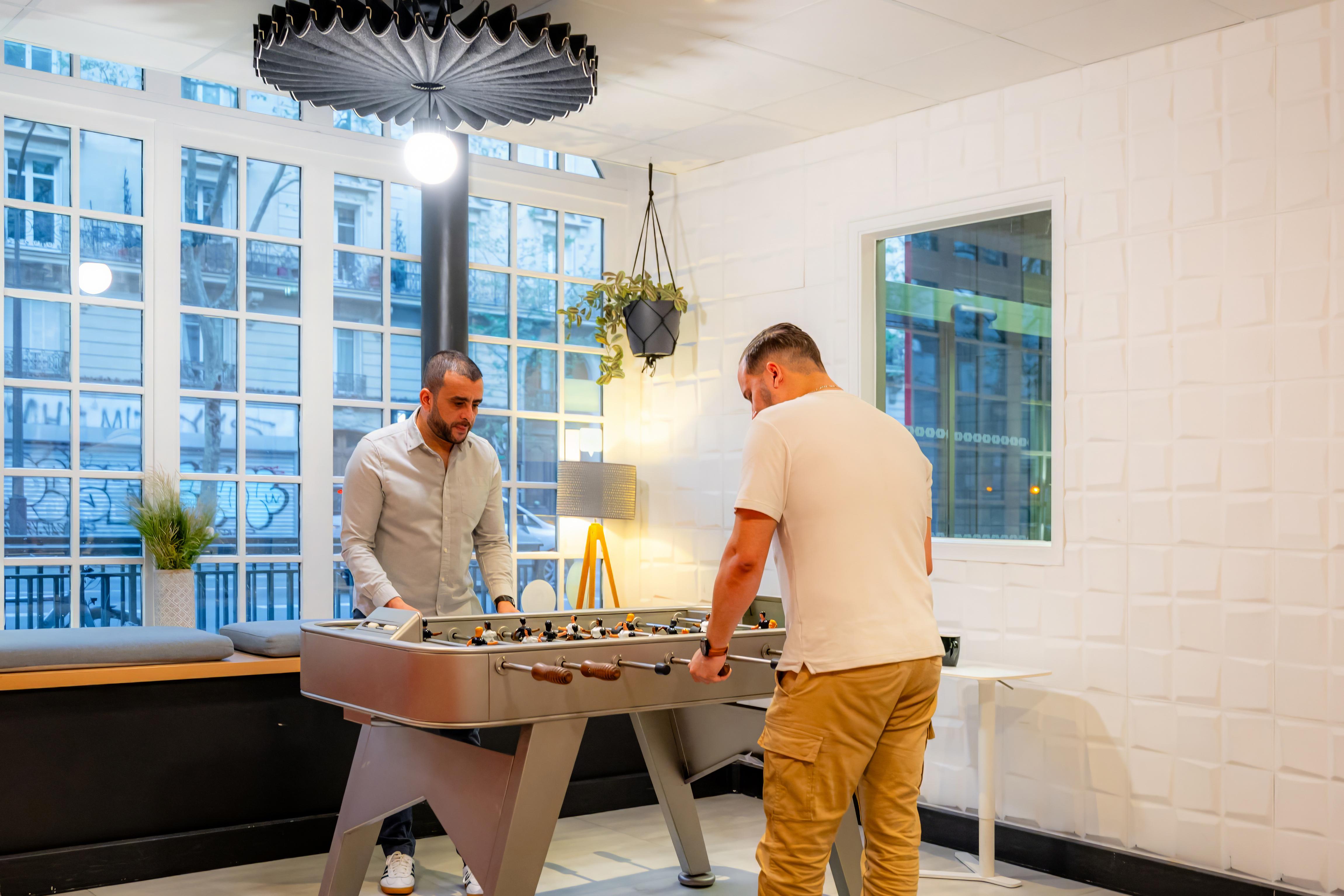 Varios ibis Paris Ornano Montmartre Nord 18ème