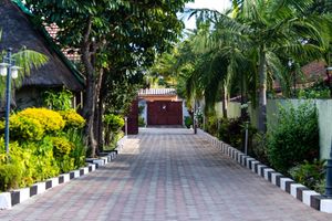 Alojamiento - Nomad's Court Lodge