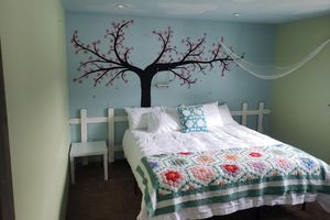 Alquiler Vacacional - Relax and make magical memories at Our Riverfront Retreat!