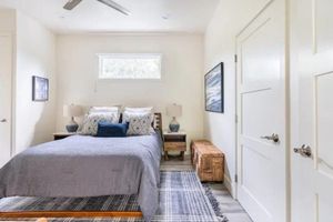 Alojamiento - Private Guest House - Central Location - Dog Friendly - Full Kitchen