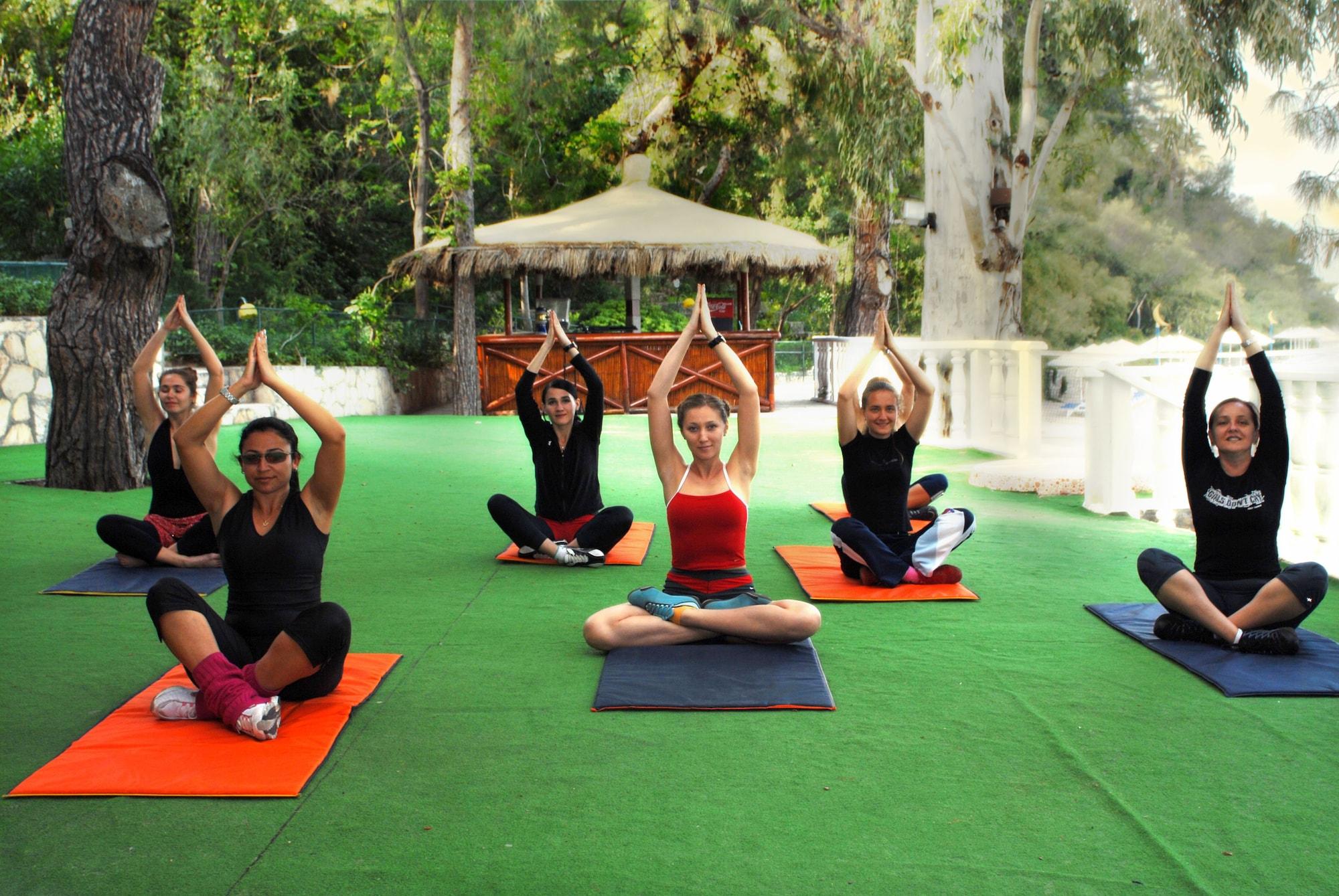 Gimnasio Club & Hotel Letoonia