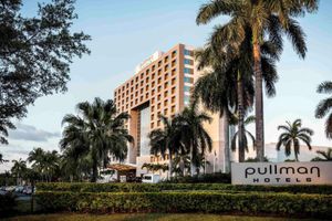 Alojamiento - Pullman Miami Airport