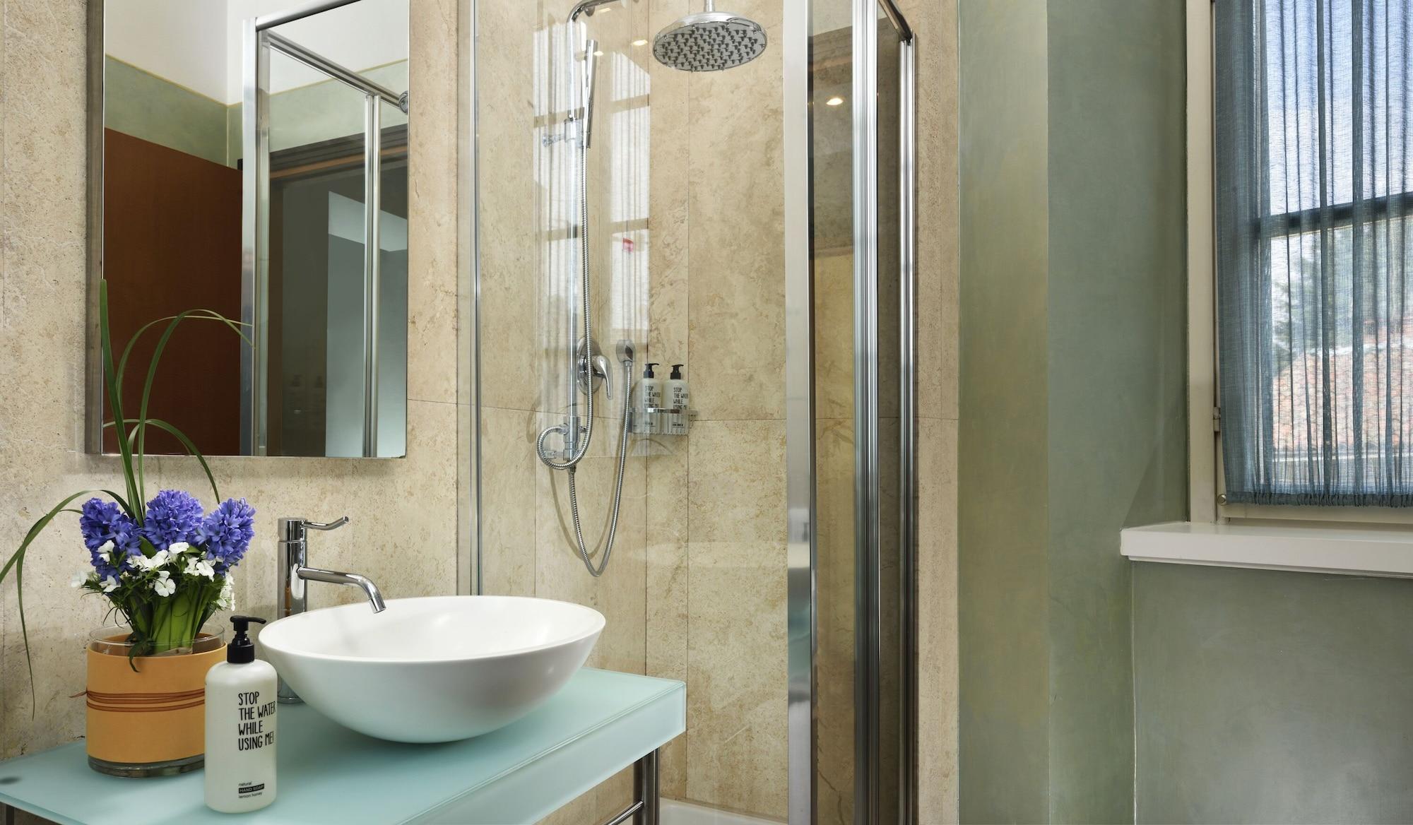 Equipamiento de Habitación Villa Appiani