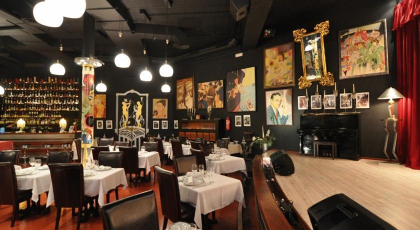 Bar/Salón Hotel Utopía