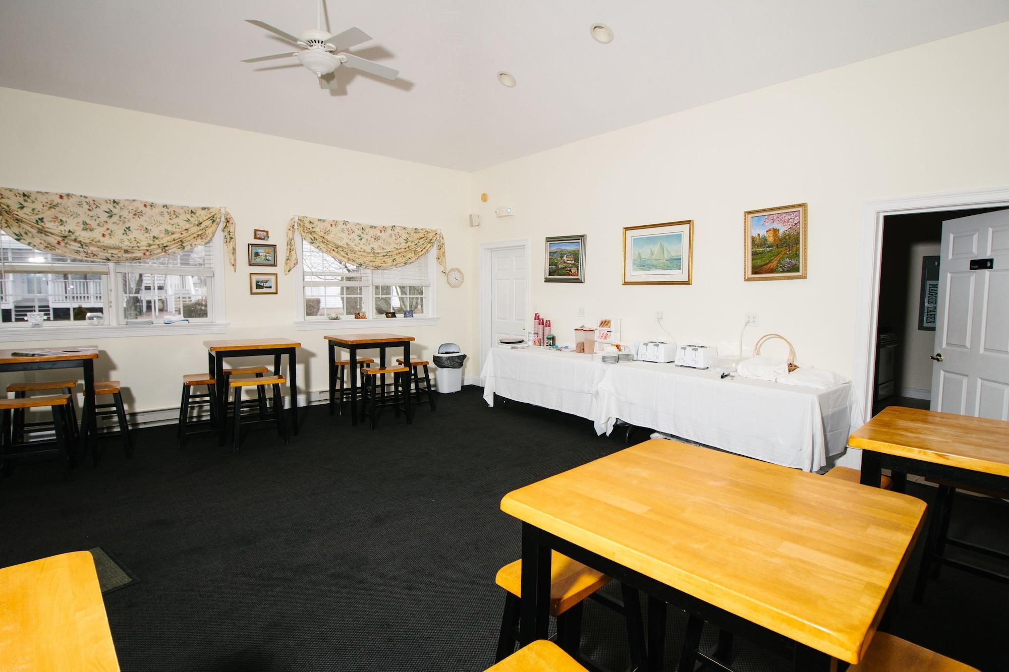 Restaurant The Taber Inne & Suites