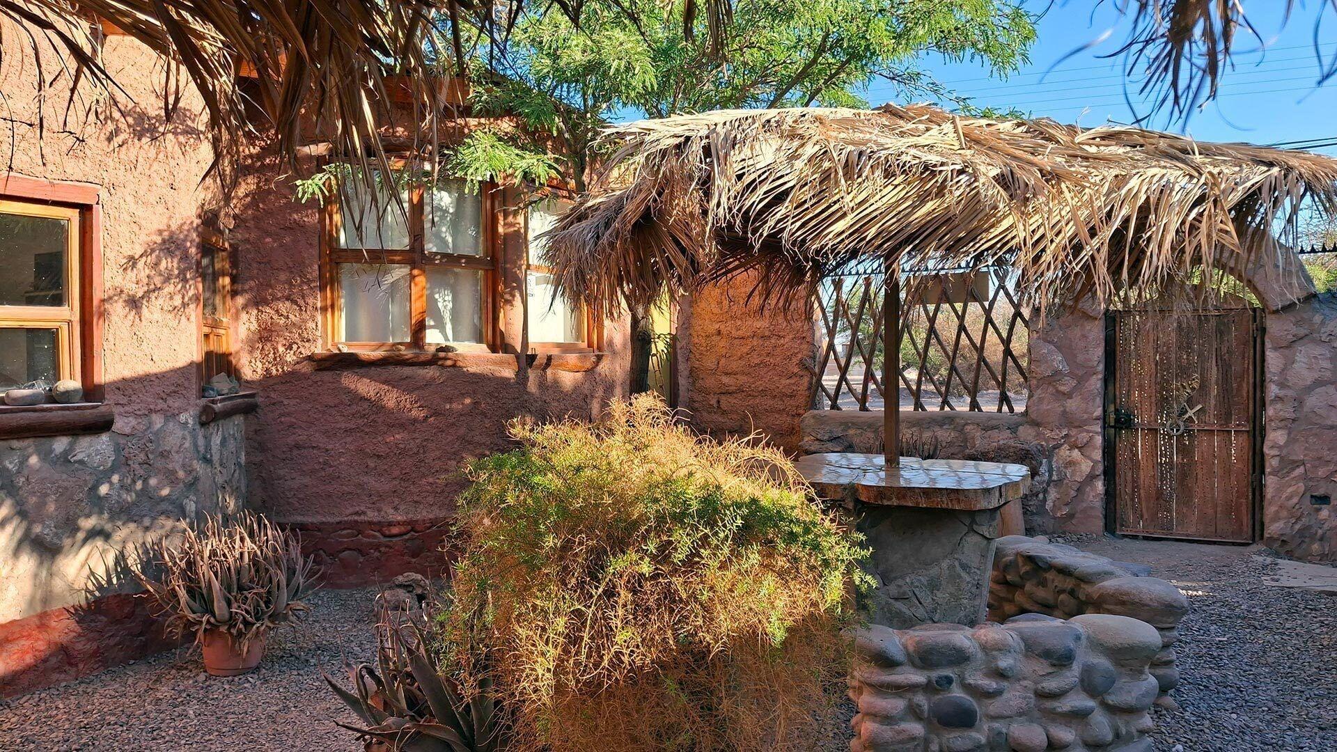 Varios Jama Hostel