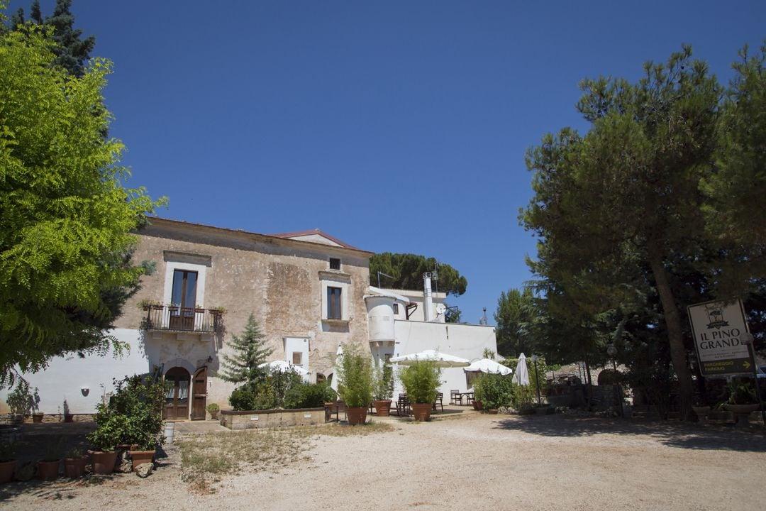 Vista Exterior Masseria Citulo - Il Pino Grande