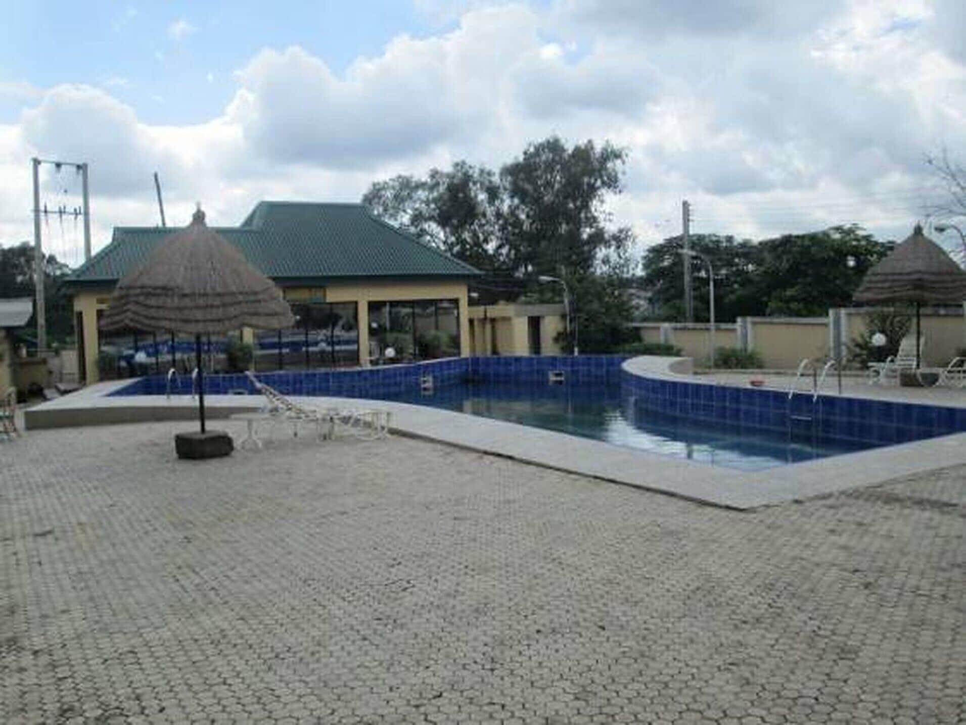 Vista Piscina Lamonde Guest House