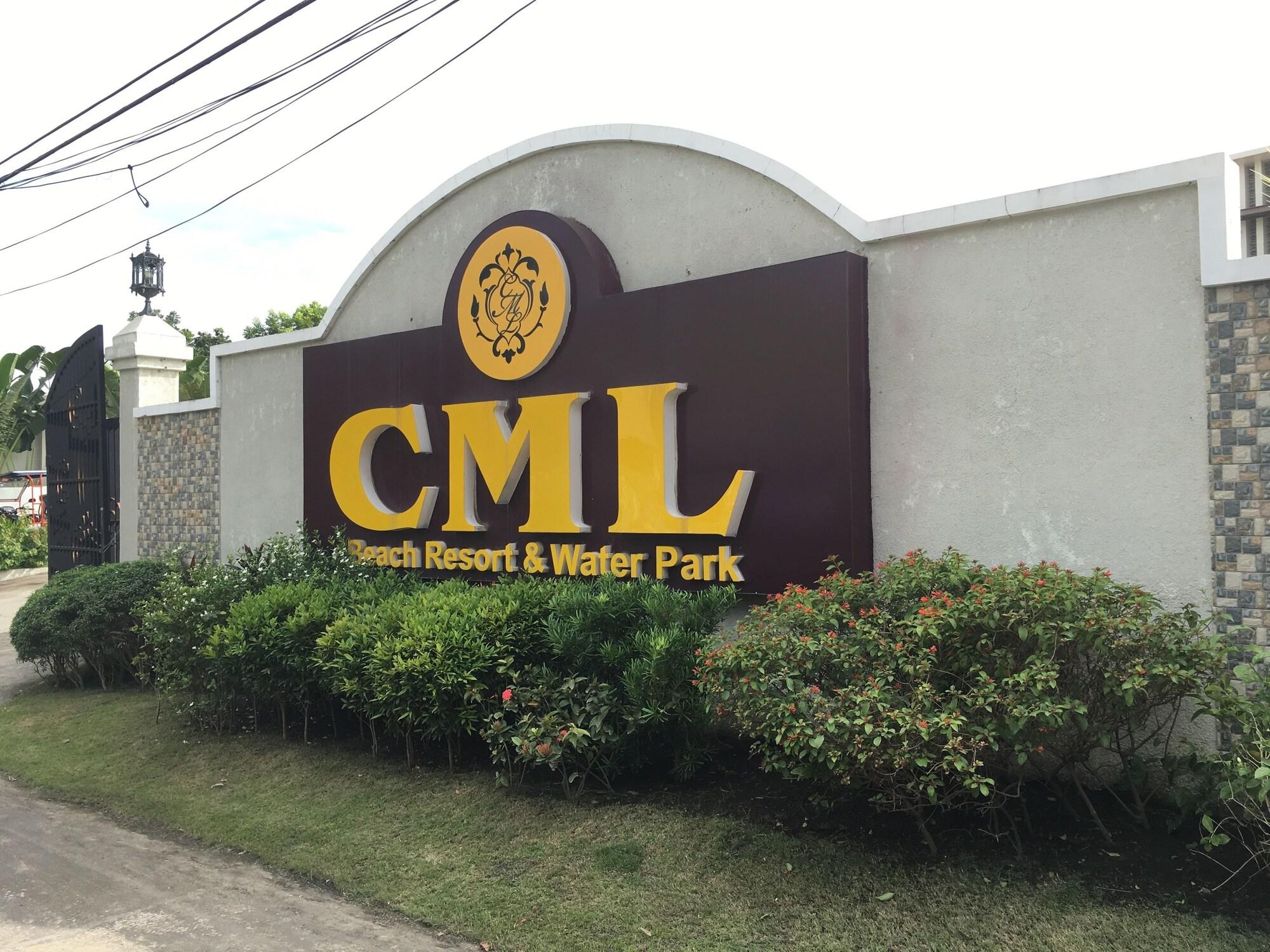 Vista Exterior CML Beach Resort & Water Park