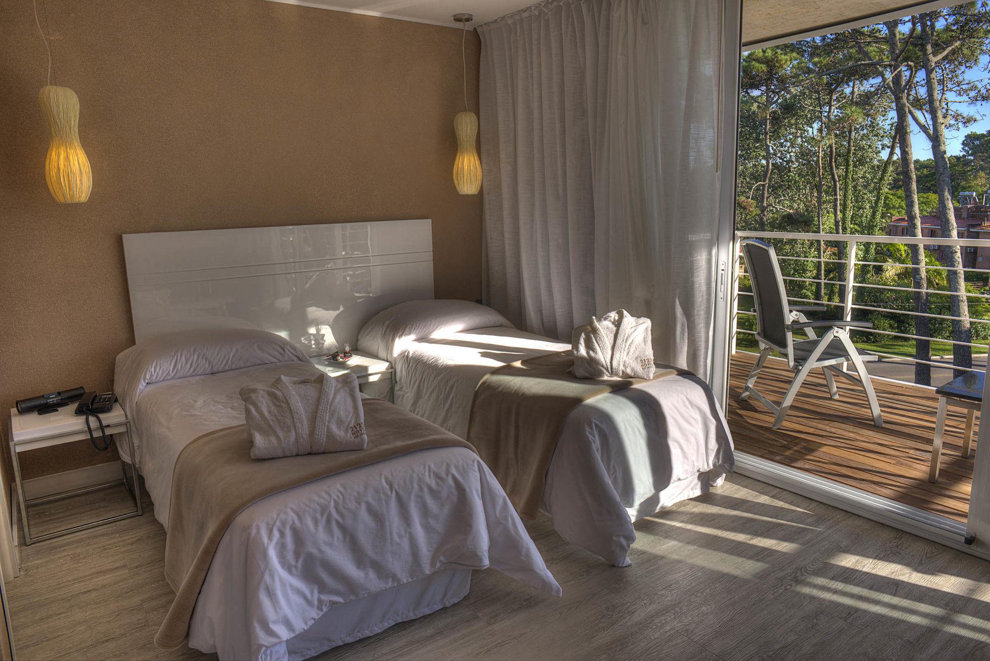 Habitación 2122 Hotel Art Design