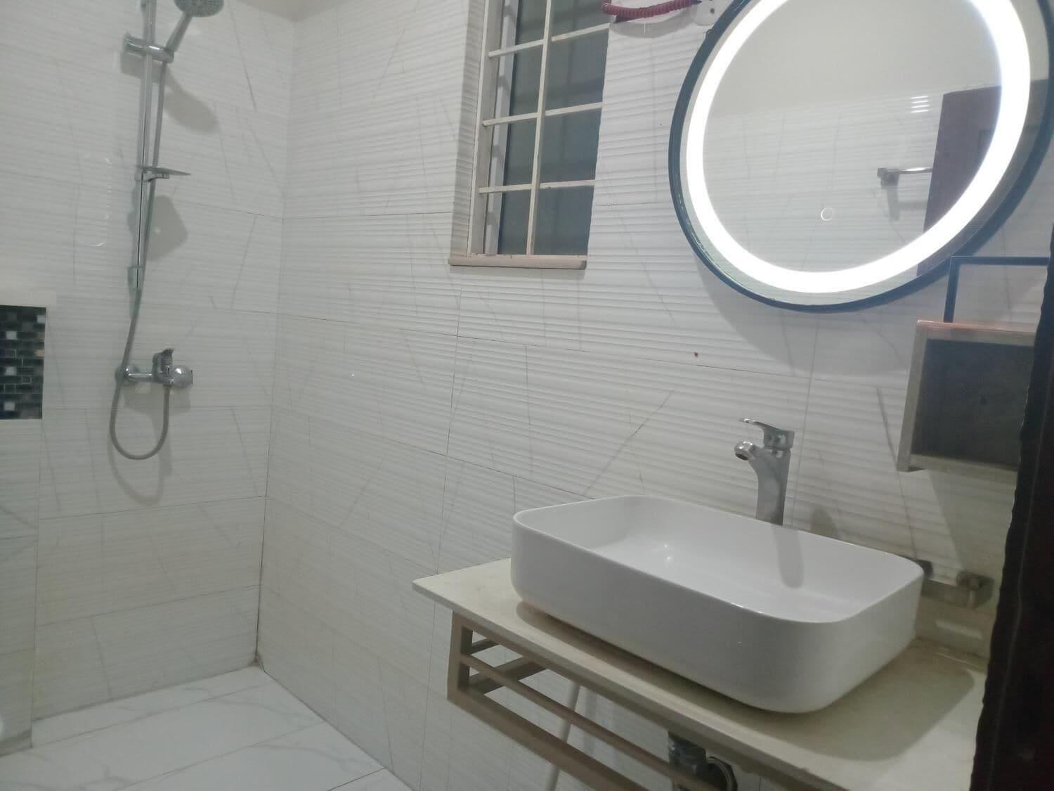 Equipamiento de Habitación Lavish Guest Line