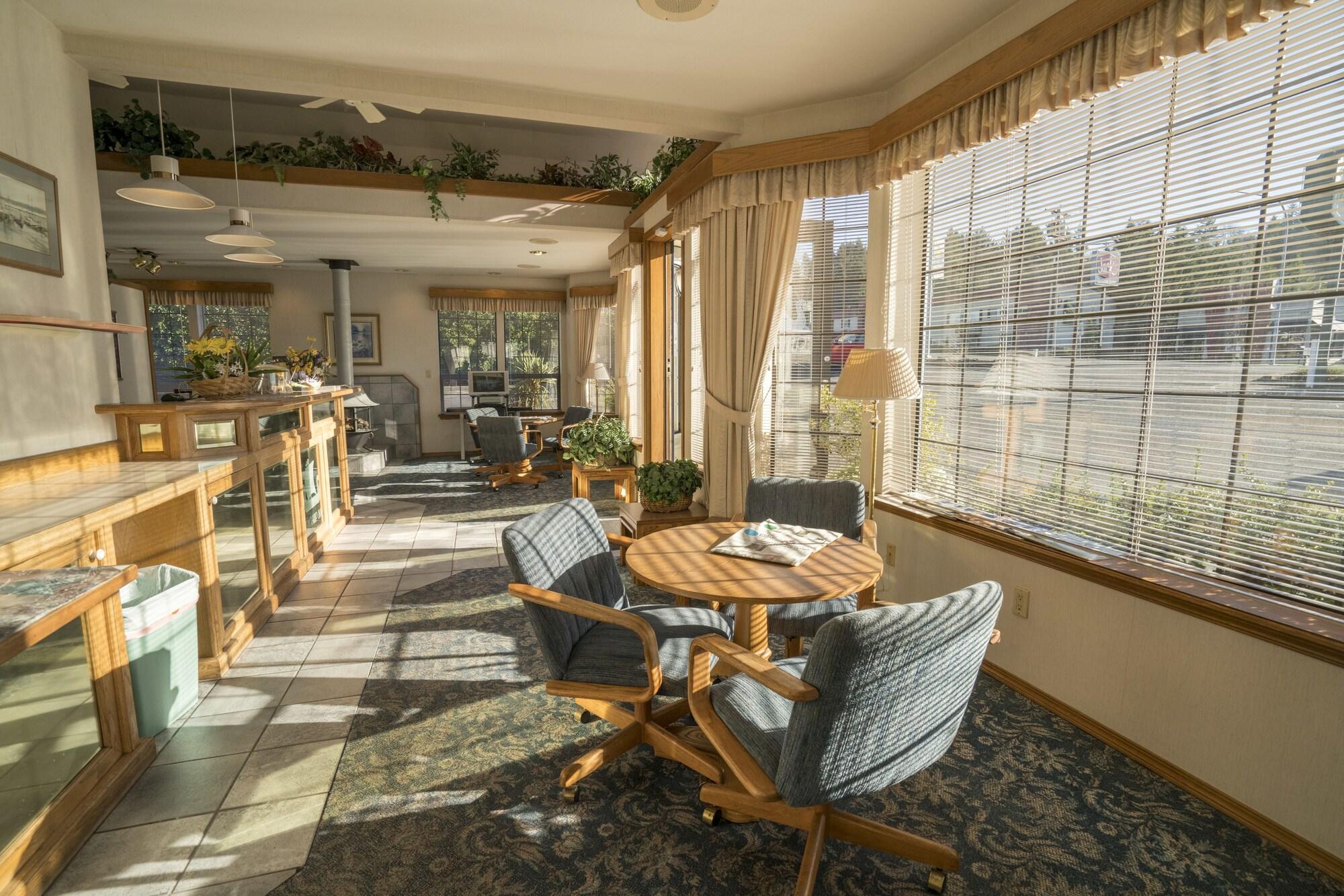 Vista Lobby Flagship Inn