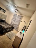 Alquiler Vacacional - Lakeside view, Toyota Music Factory,DFW Airport,Garden Tub,Walking trail