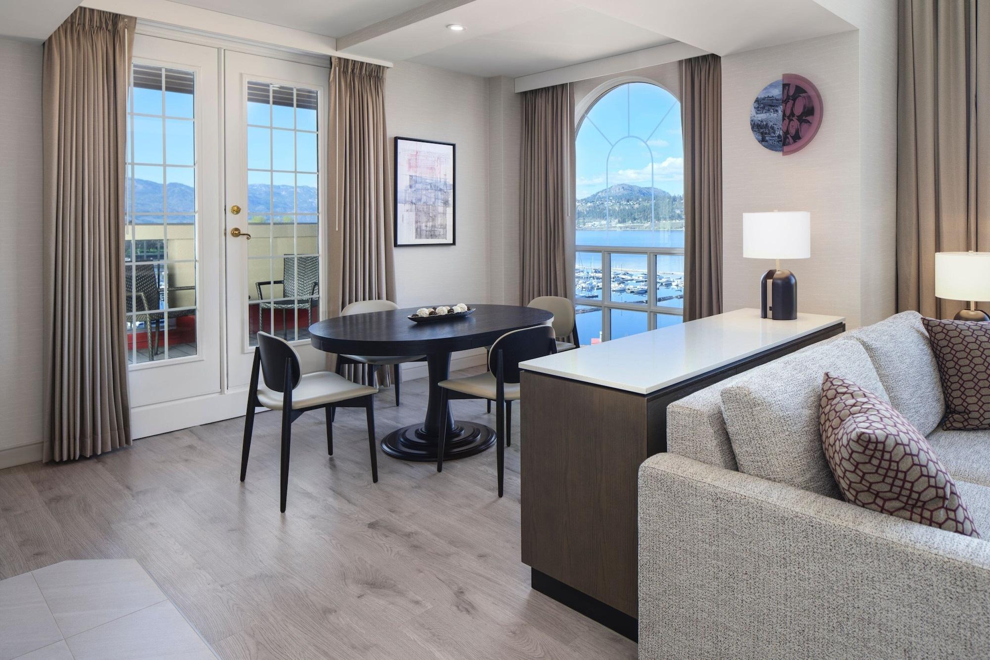 Habitación Delta Hotels by Marriott Grand Okanagan Resort