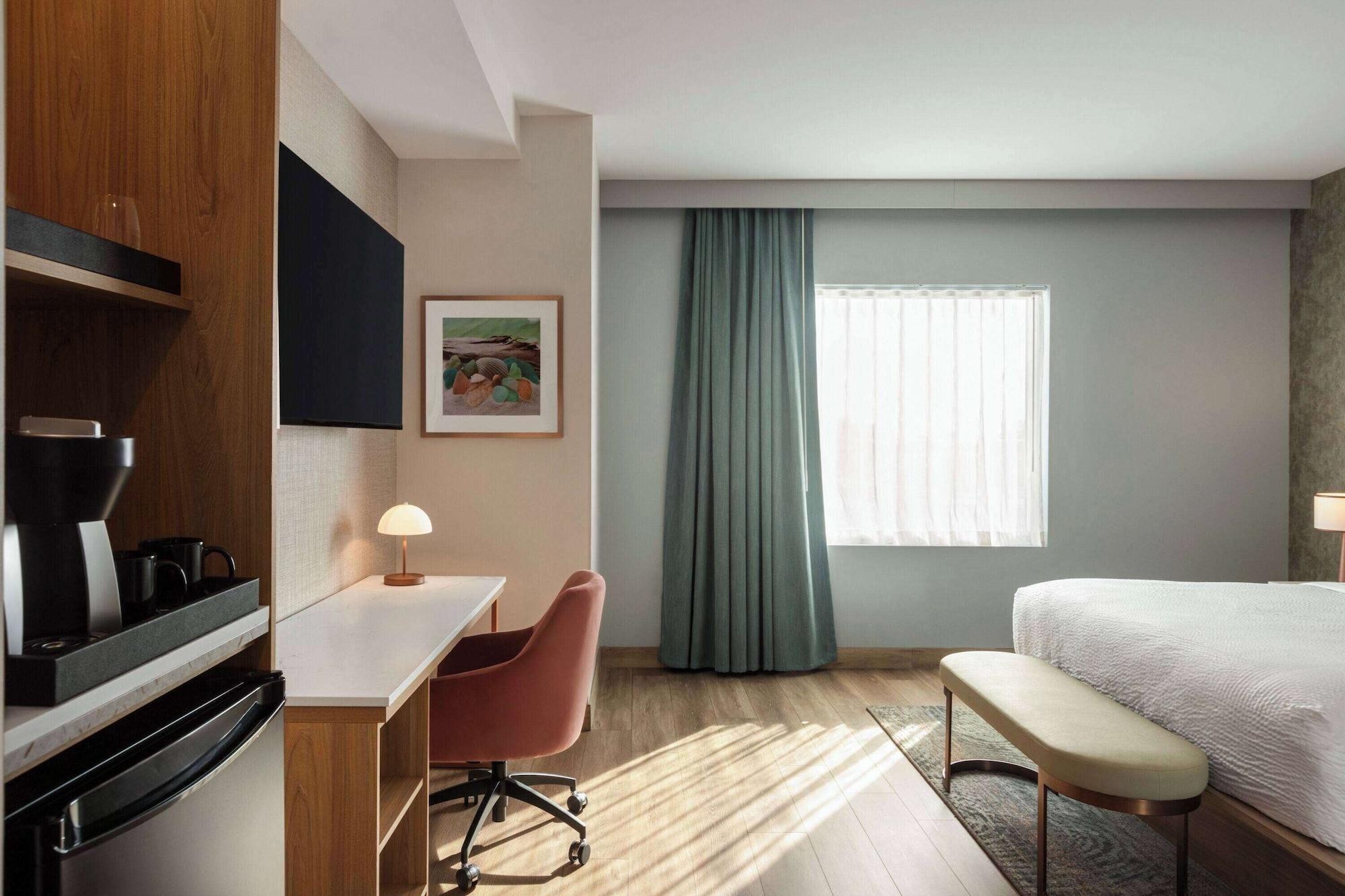 Habitación Sea Glass Beach Place, Trademark Collection by Wyndham