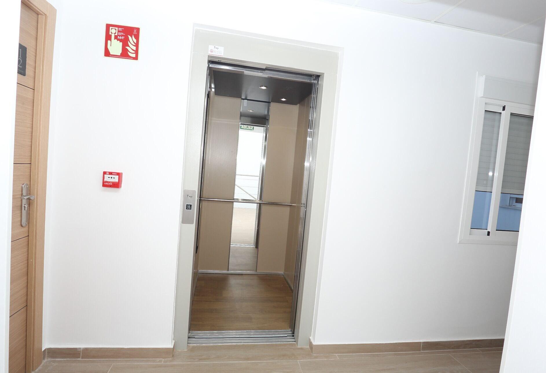 Varios Hostal Palmones