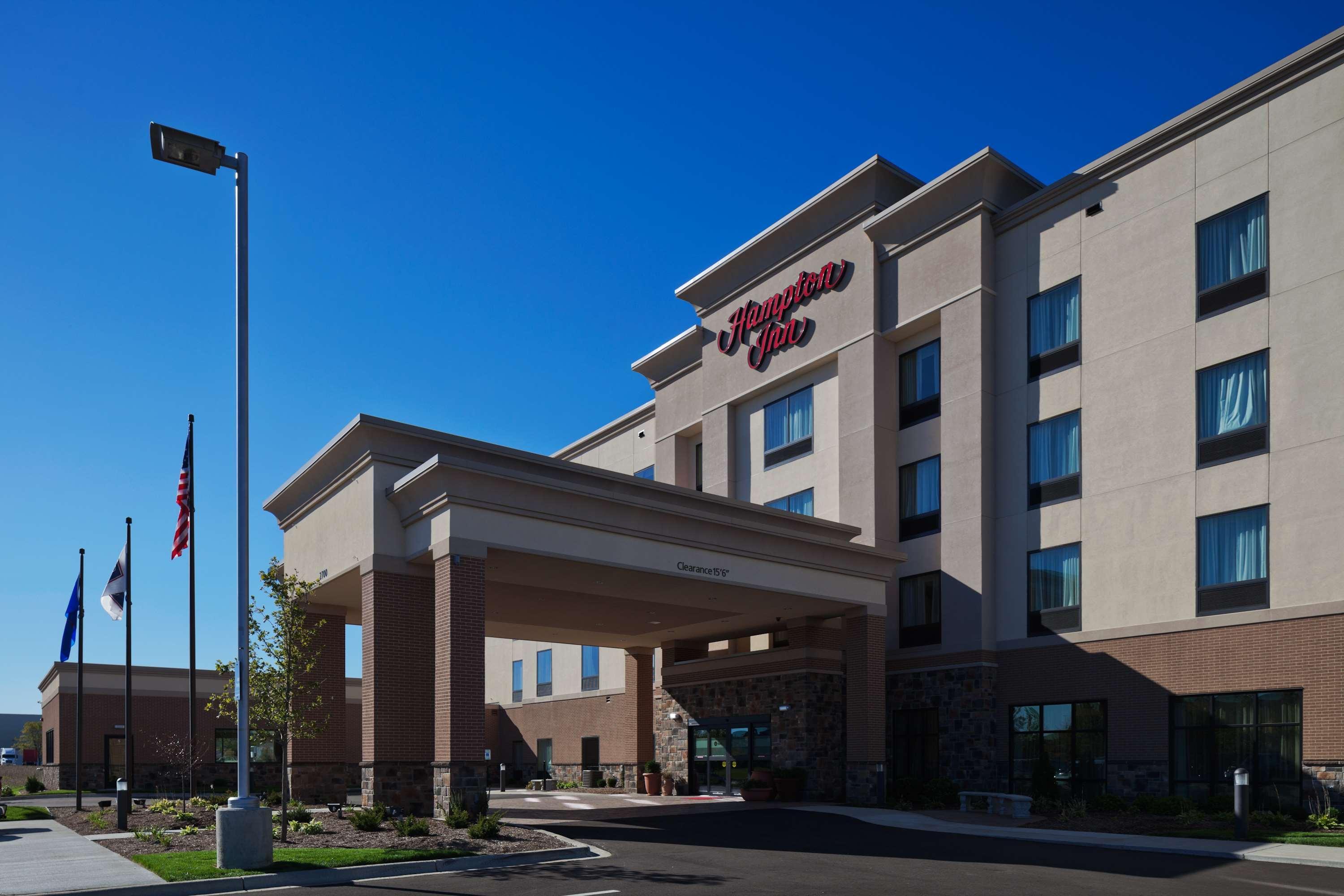 Vista Exterior Hampton Inn Beloit