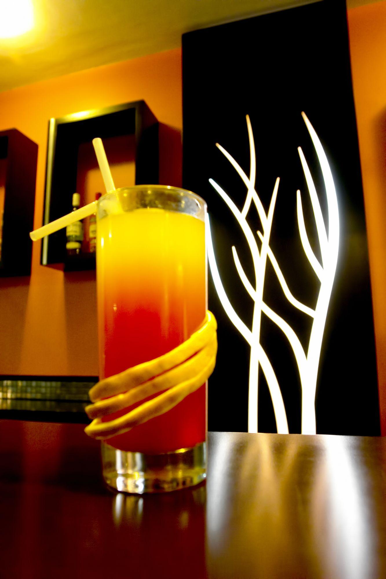 Bar/Salón Intiotel Piura