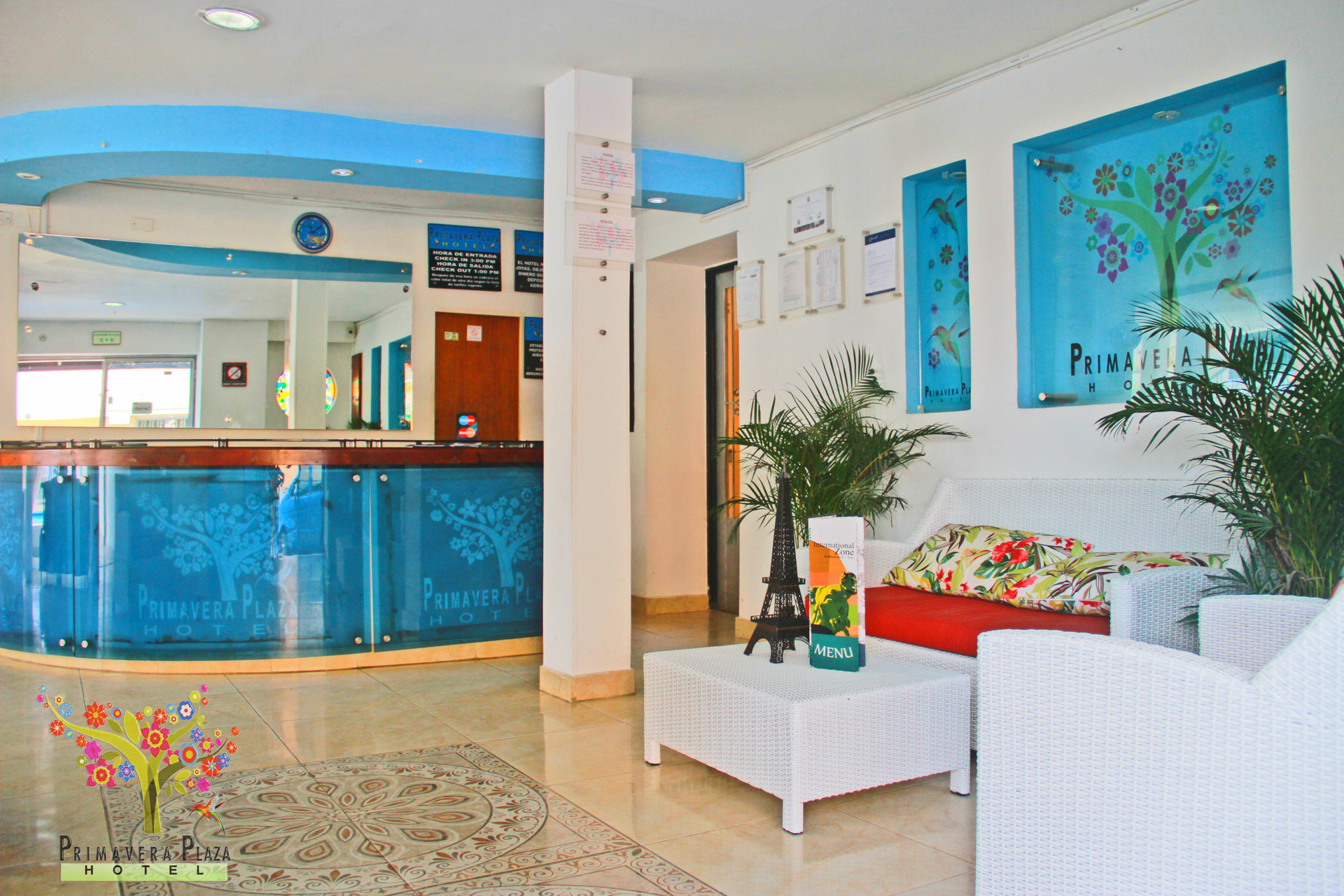 Vista Lobby Primavera Plaza Hotel
