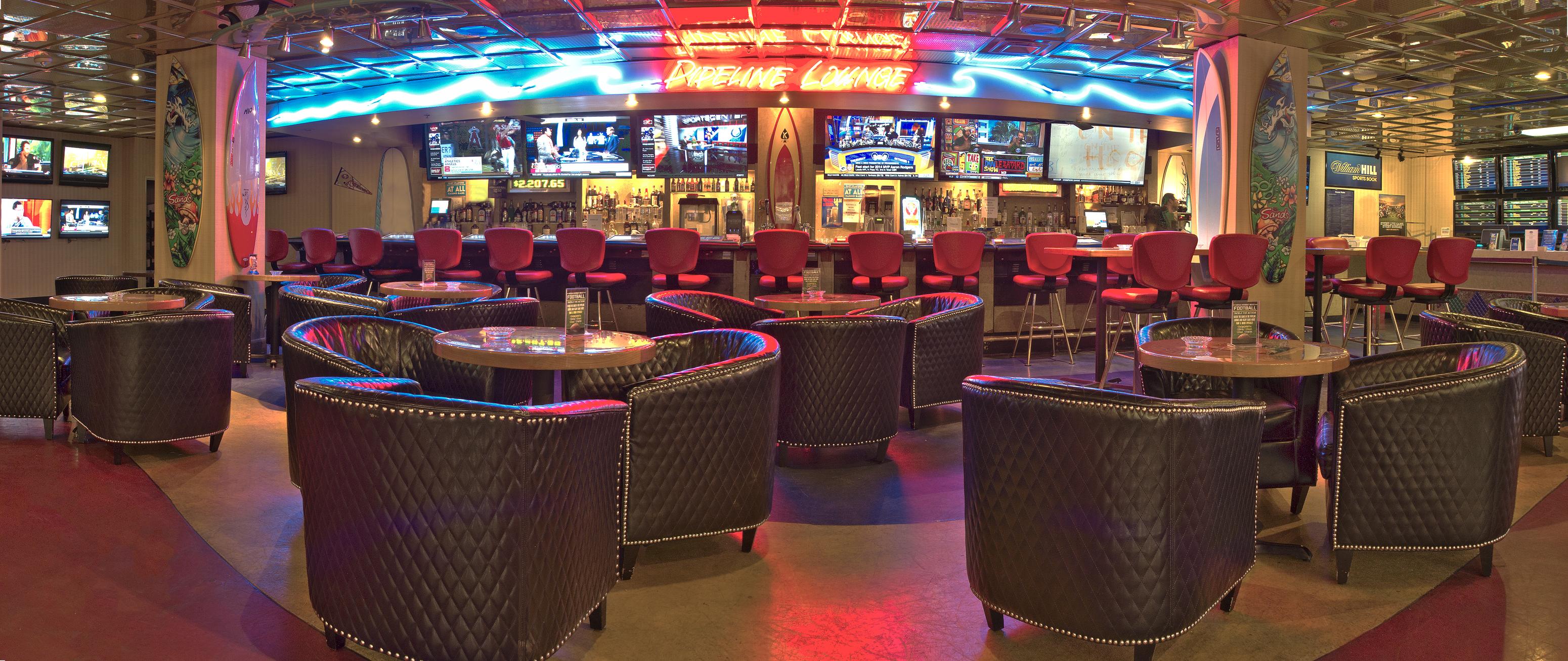 Bar/Salón J Resort