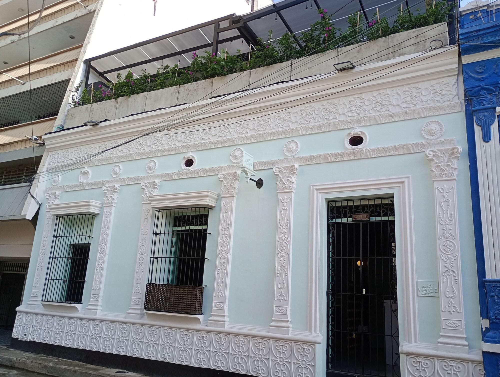 Vista Exterior Casa Verde Hotel