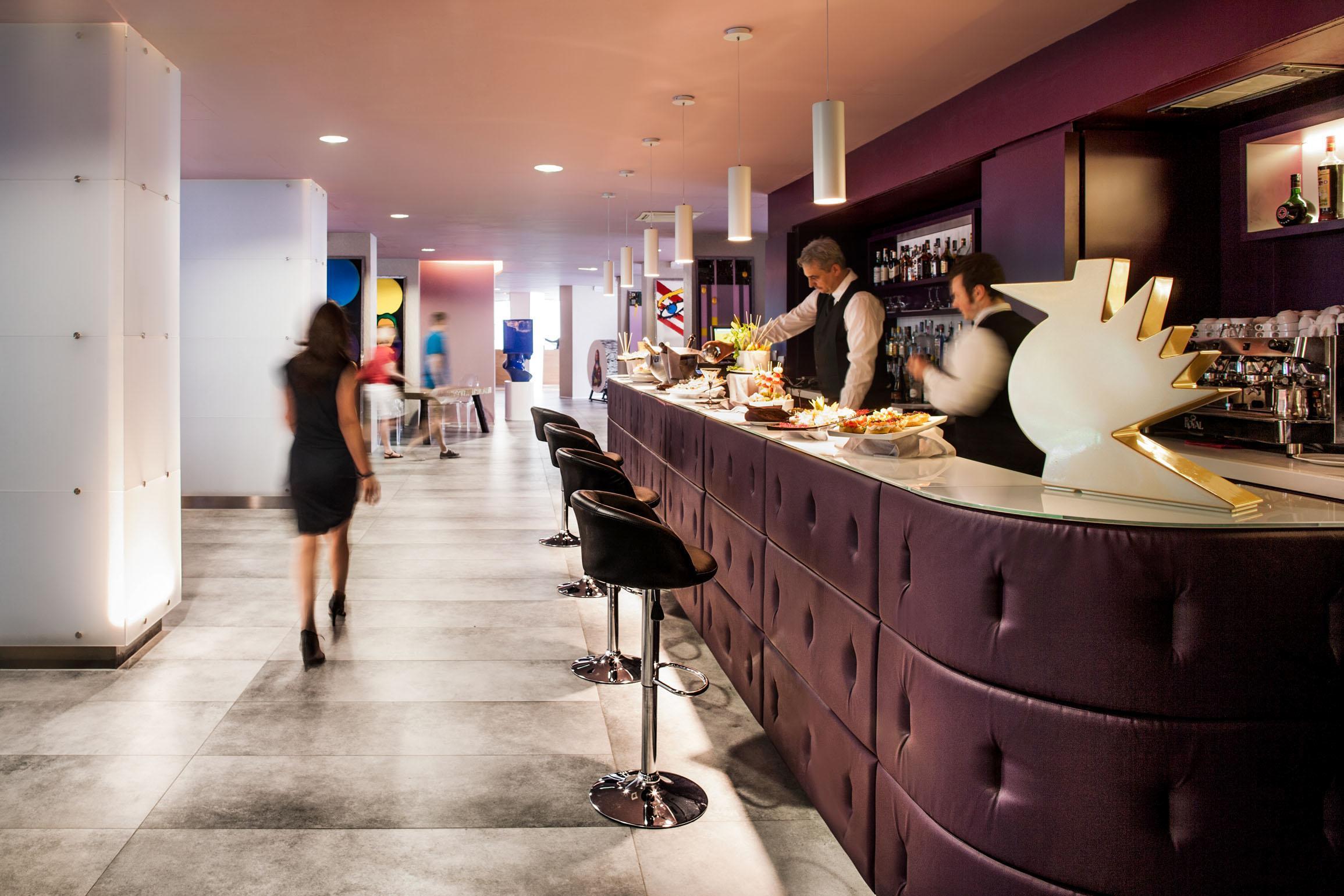 Bar/Salón Hotel Da Vinci