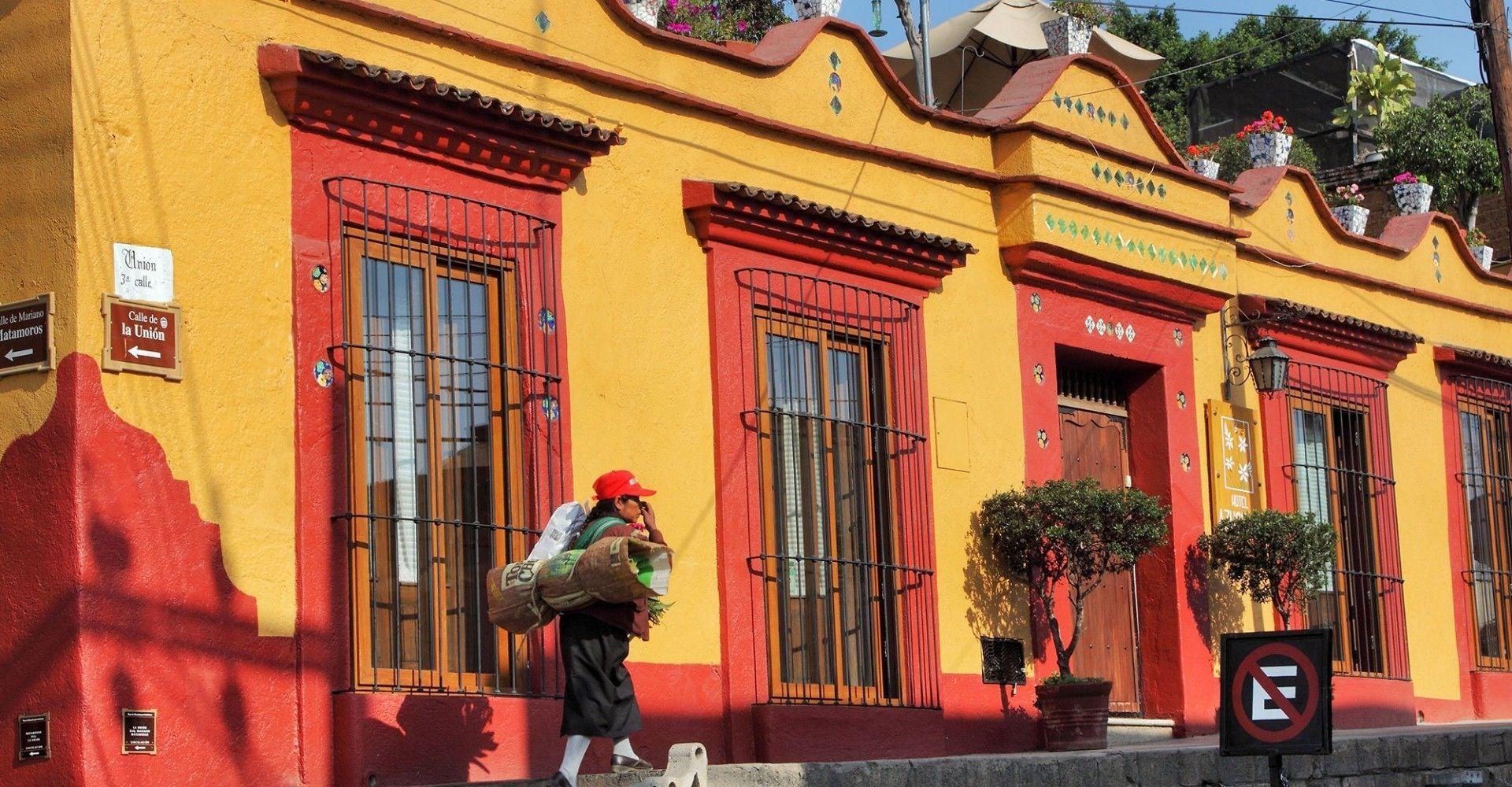 Vista Exterior Hotel Azucena