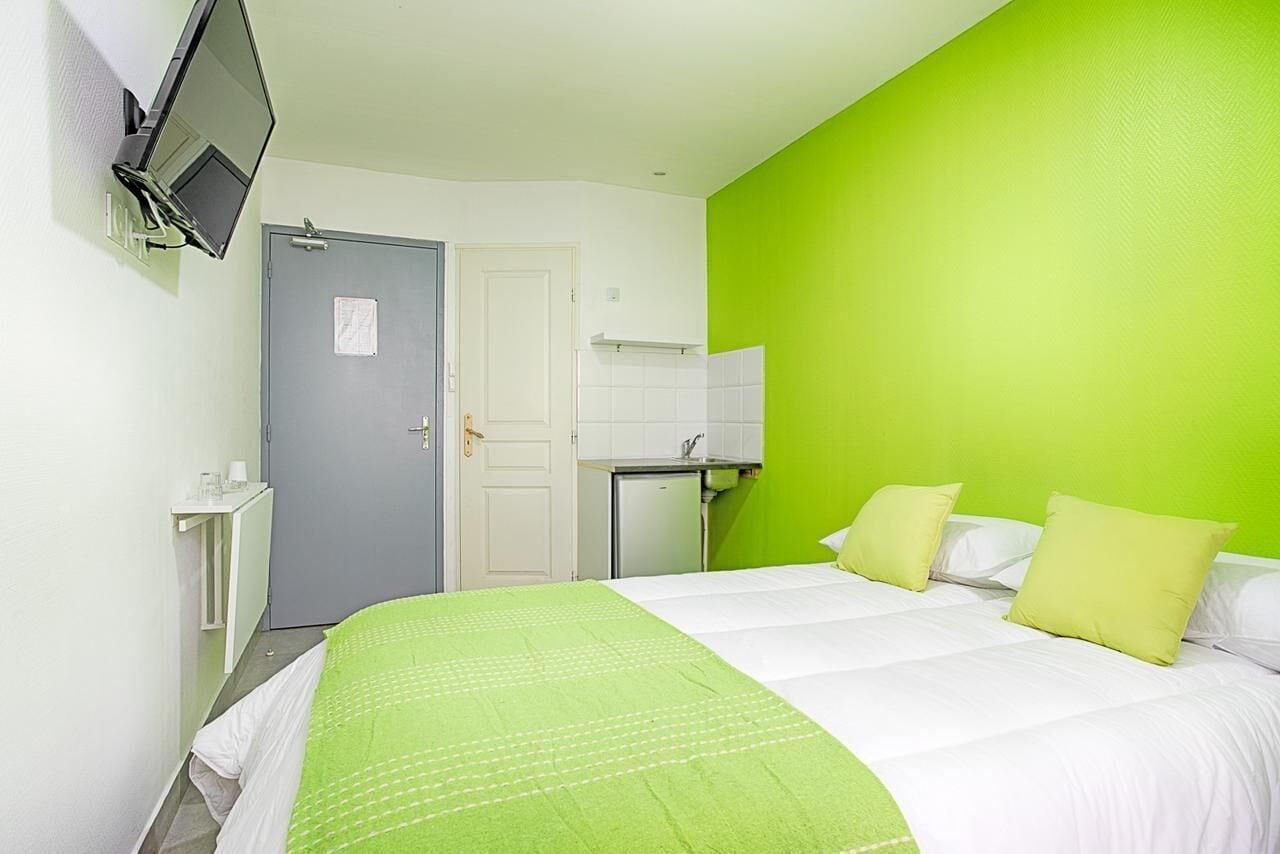 Varios Hotel Monte Cristo
