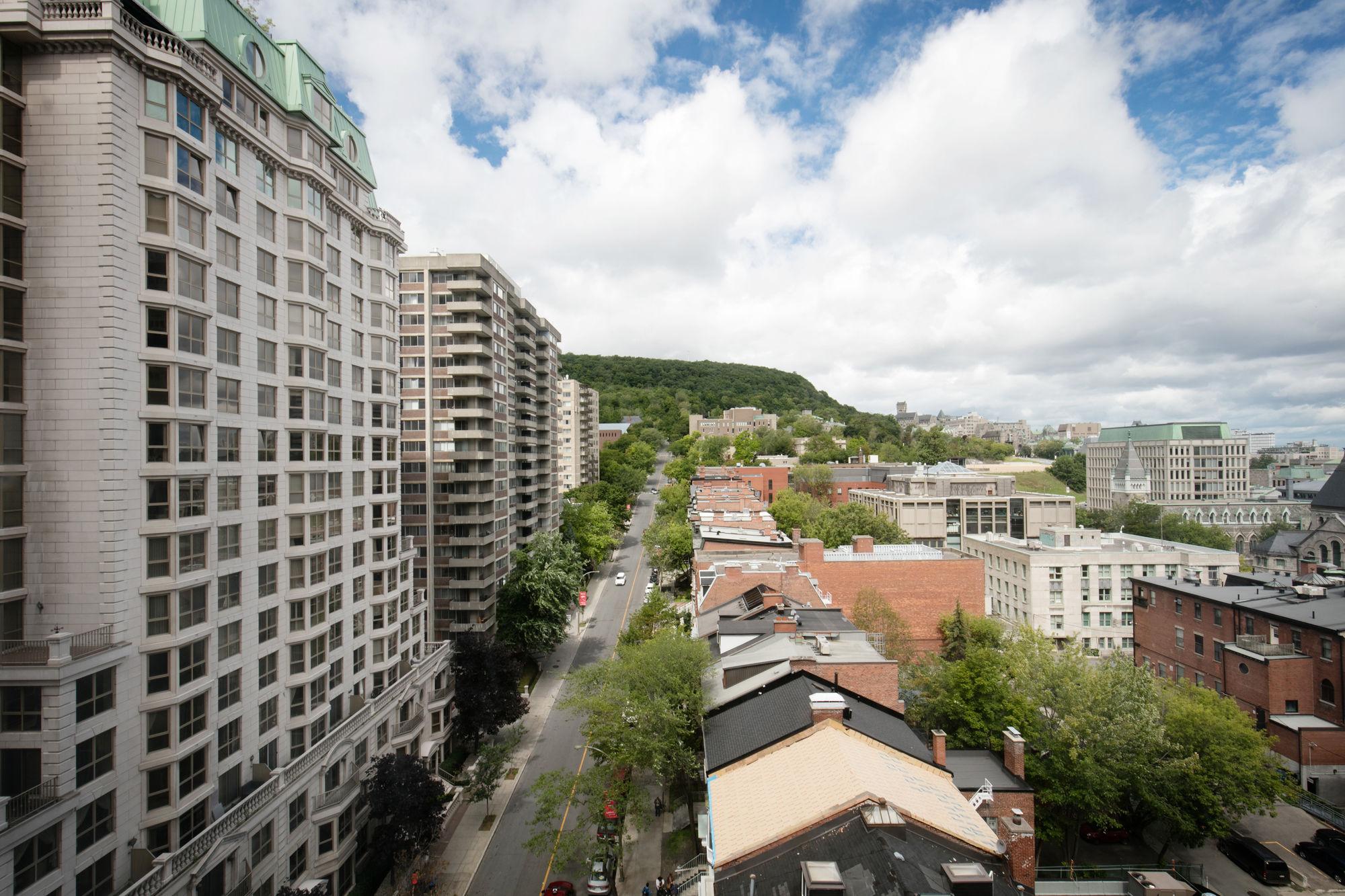 Vista da fachada Best Western Ville-Marie Hotel & Suites