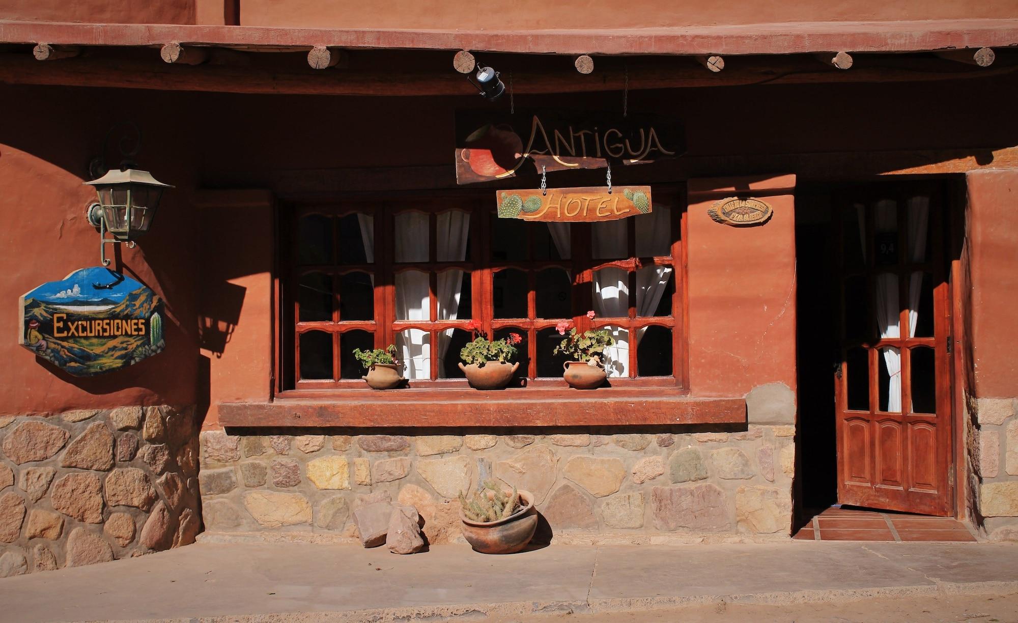 Vista Exterior Antigua Tilcara