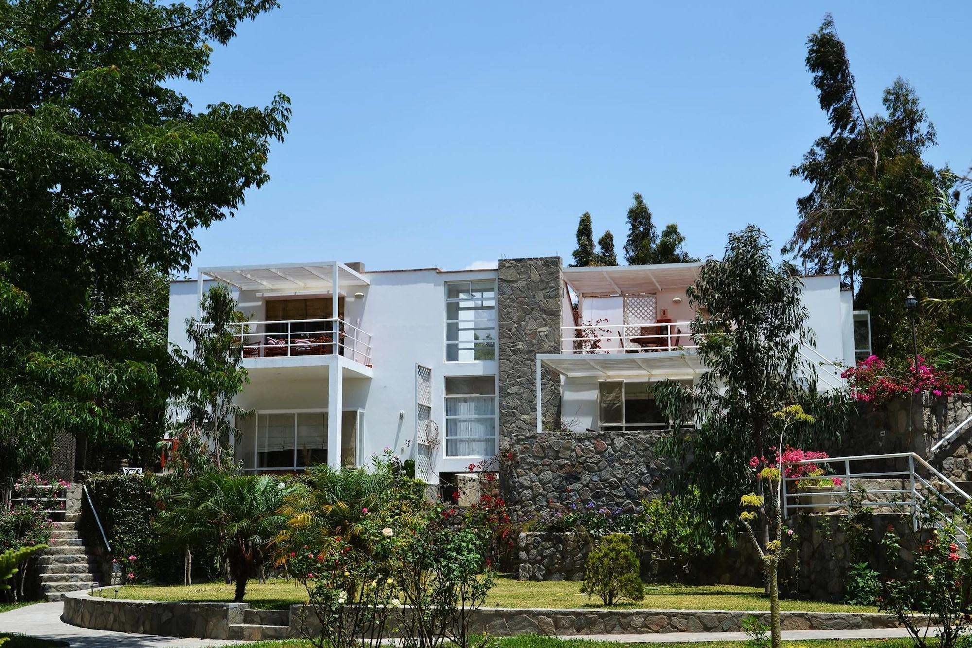 Varios Hotel Los Palomos