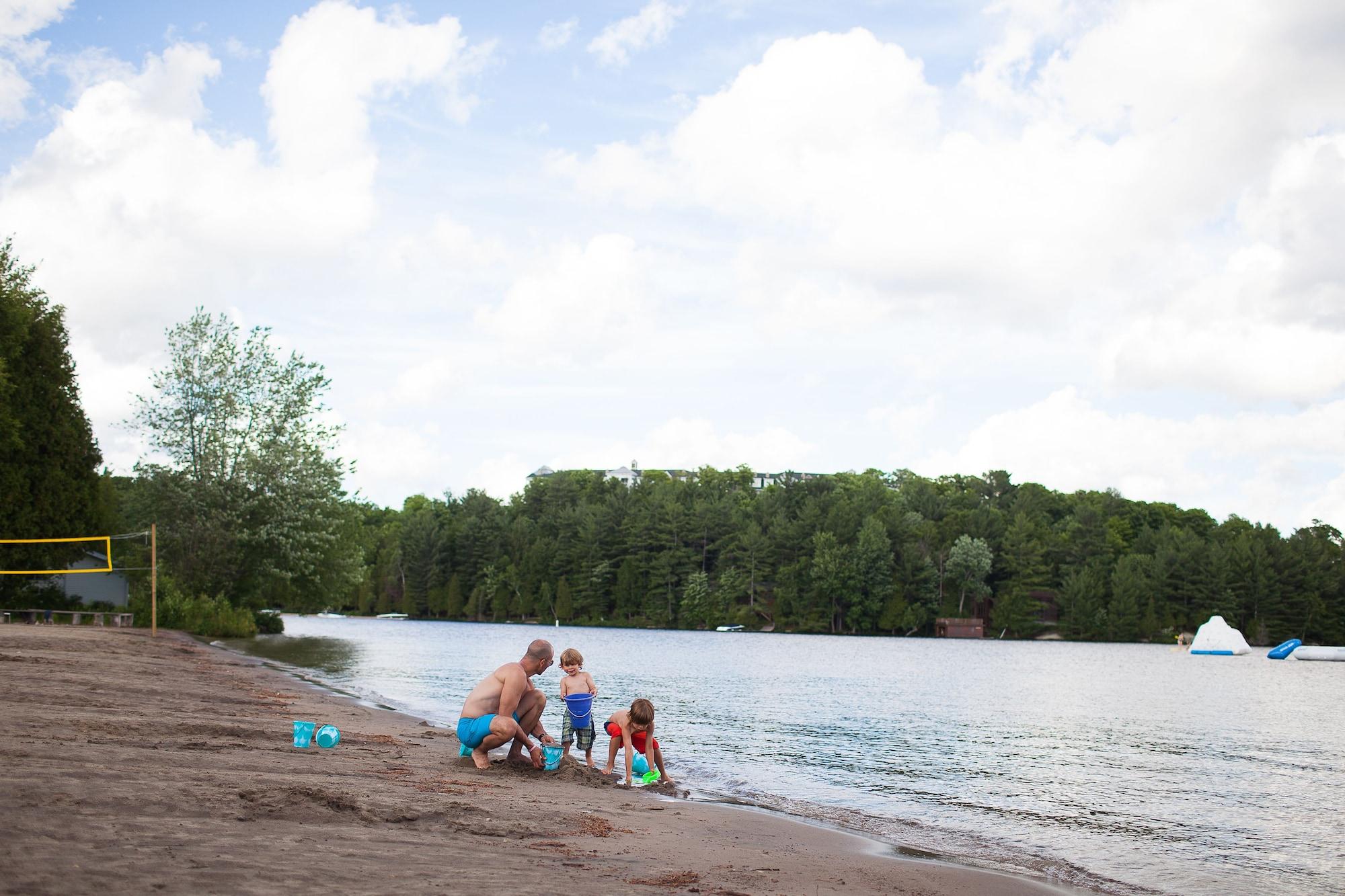 Playa Clevelands House Resort Muskoka