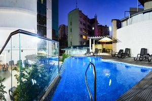 Alojamiento - Grand International Hotel