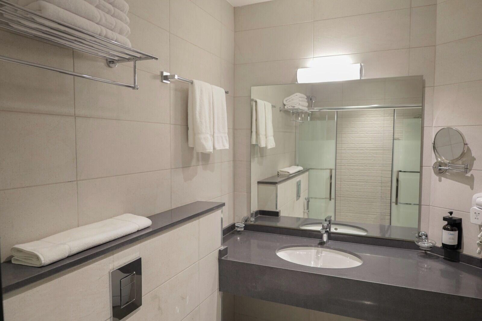Equipamiento de Habitación ISHQ Hotel