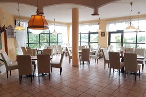 Alojamiento - Landhotel BurgenBlick